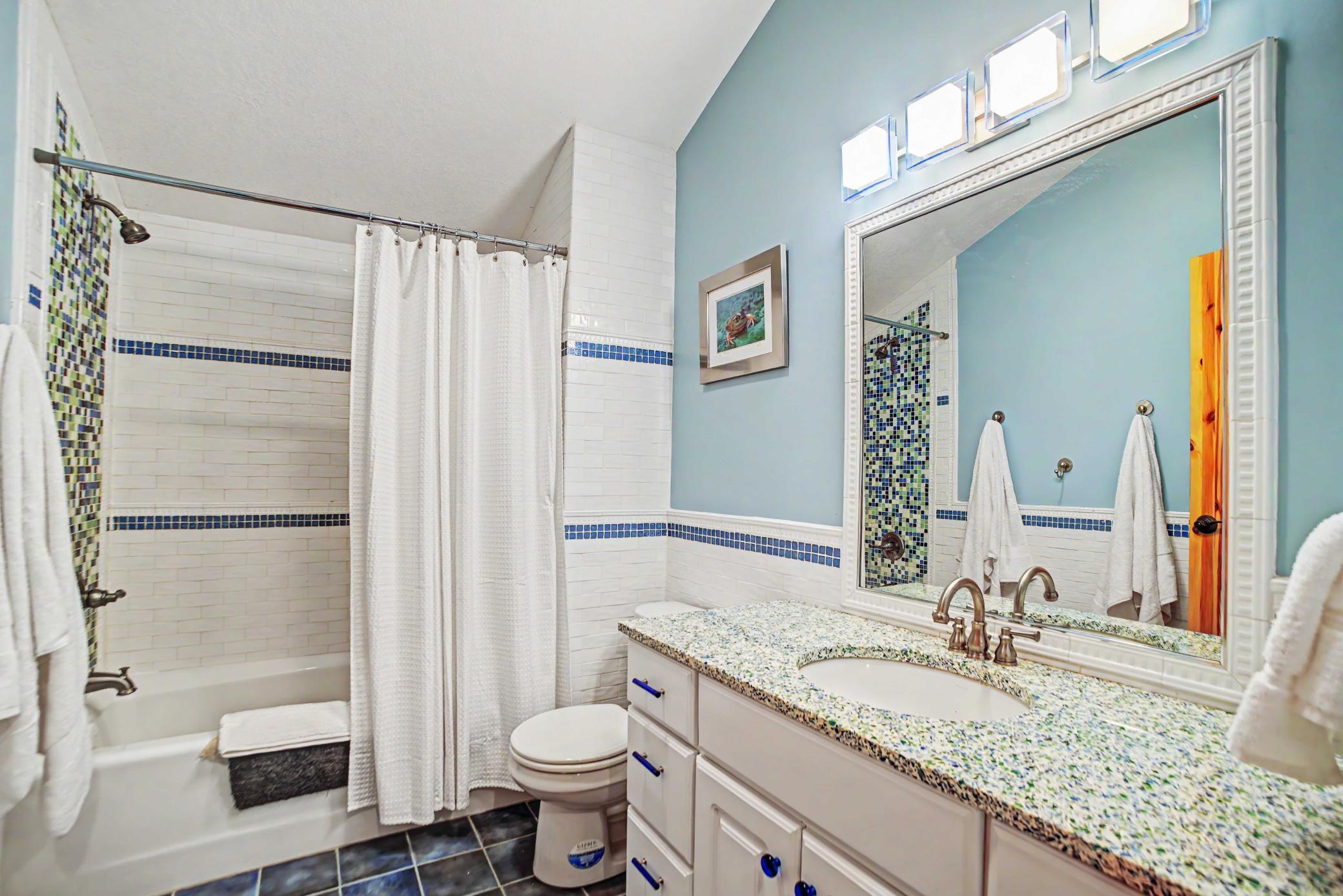 20529 Round Lake Road Property Photo 54