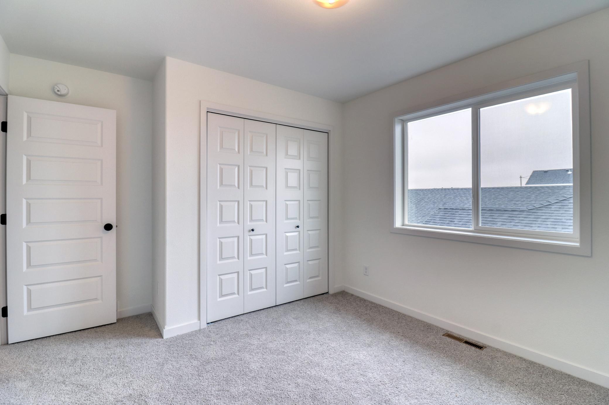 6727 Selkirk Drive S Property Photo 27