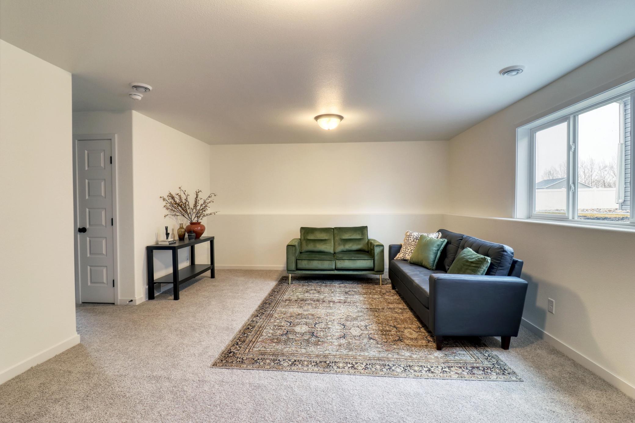 6727 Selkirk Drive S Property Photo 30