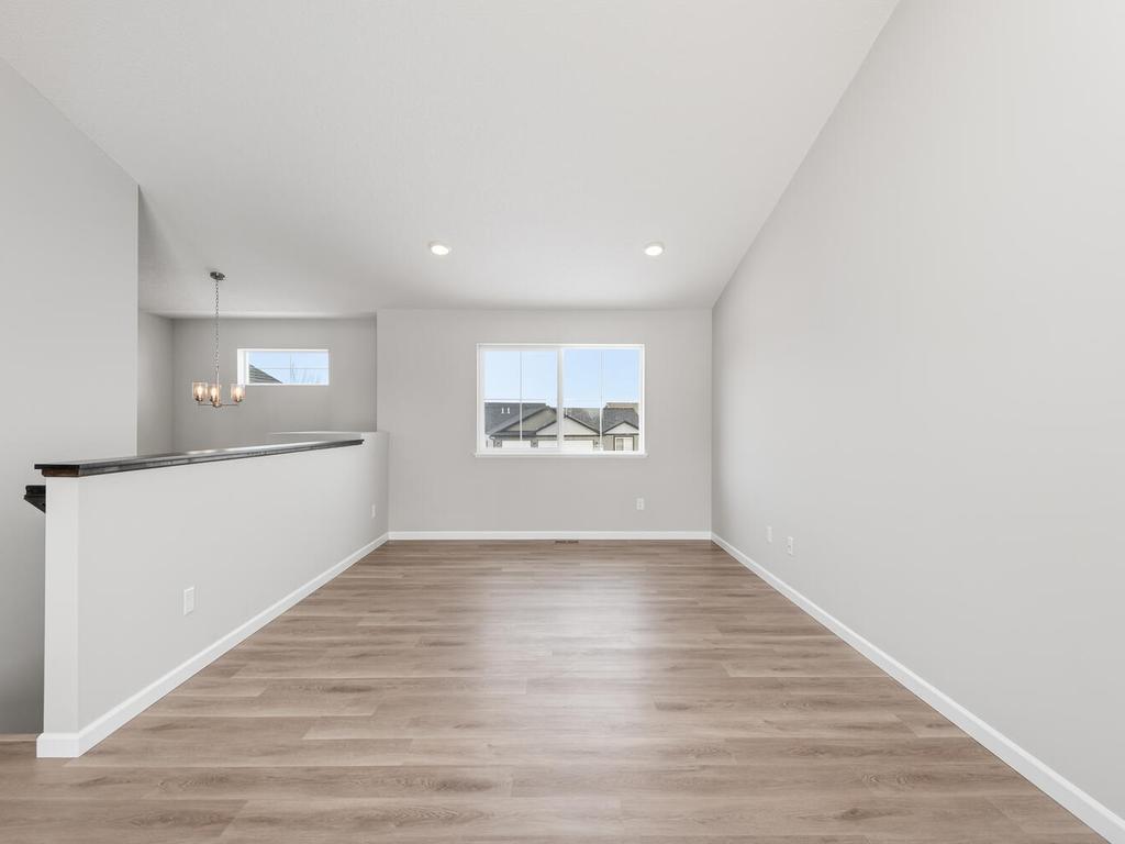 700 Erin Circle Property Photo 4