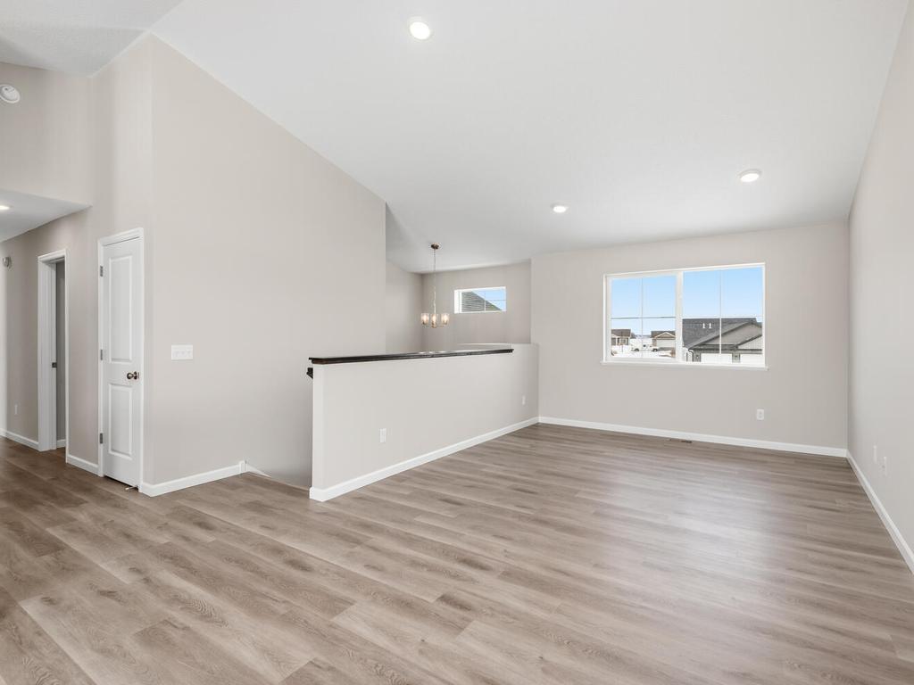 700 Erin Circle Property Photo 5