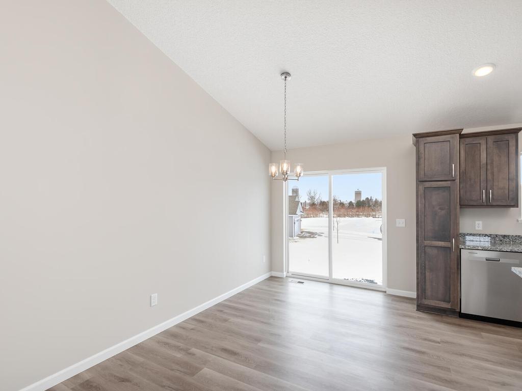 700 Erin Circle Property Photo 11