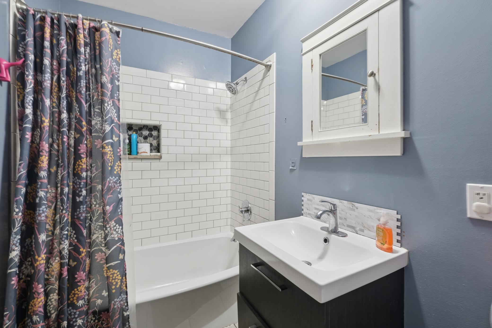 2211 10th Avenue S Property Photo 6