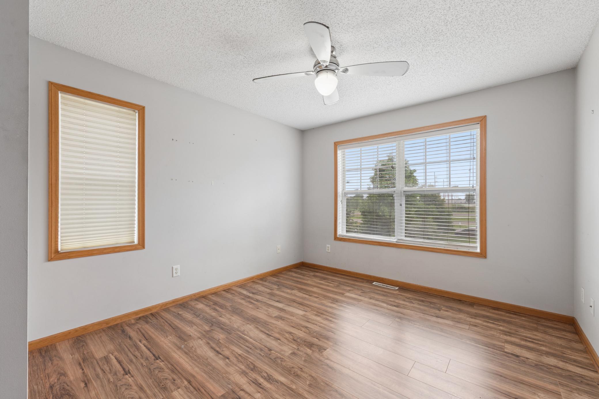 2555 11th Avenue Property Photo 13