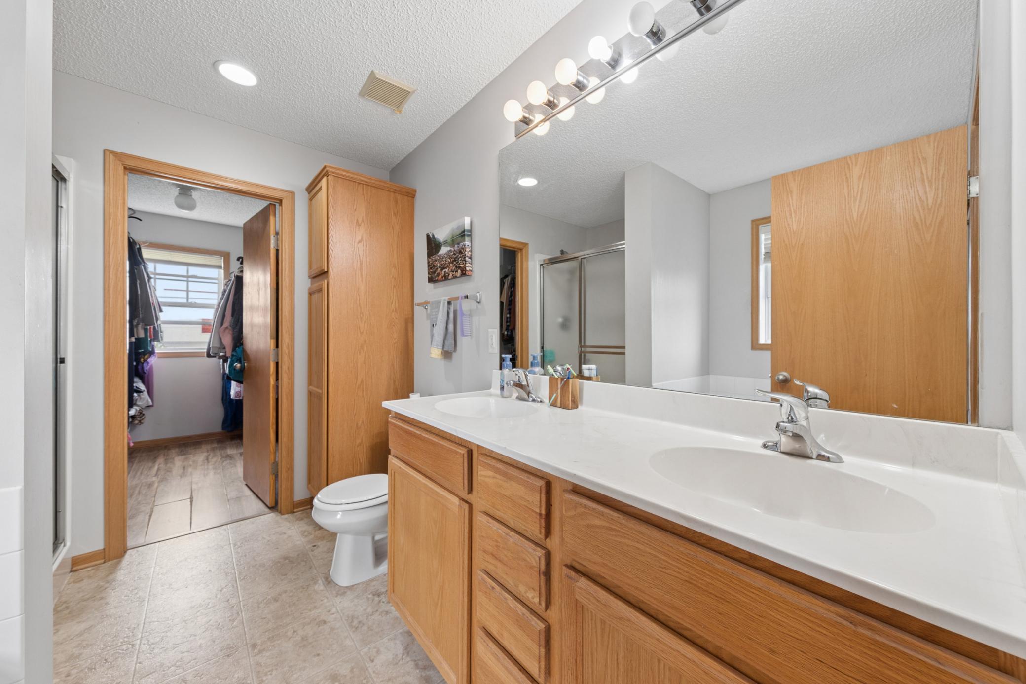 2555 11th Avenue Property Photo 18