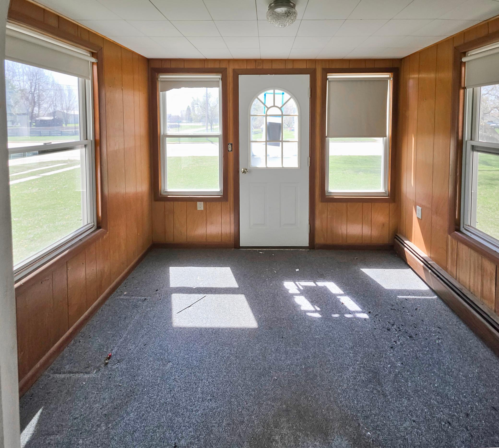 350 River Avenue Property Photo 9