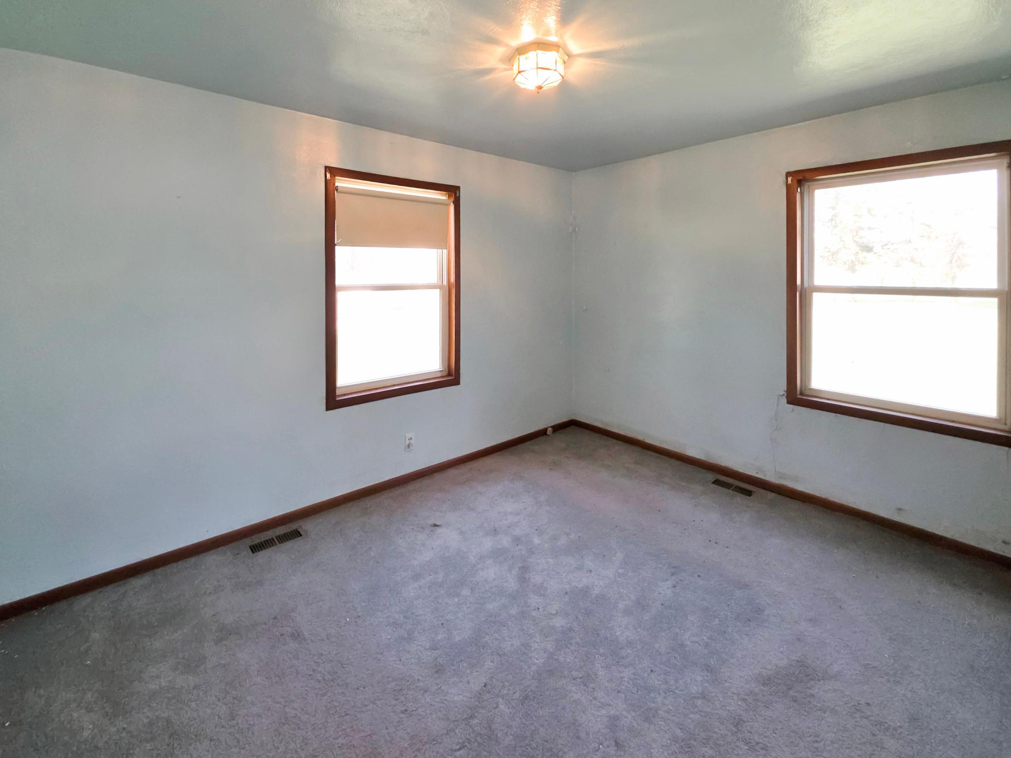 350 River Avenue Property Photo 10