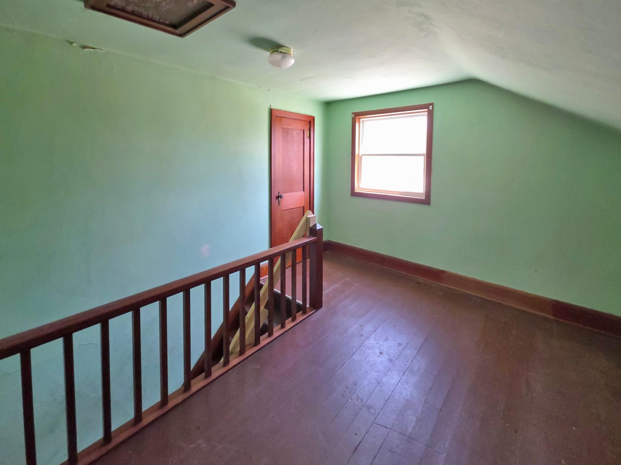 350 River Avenue Property Photo 13