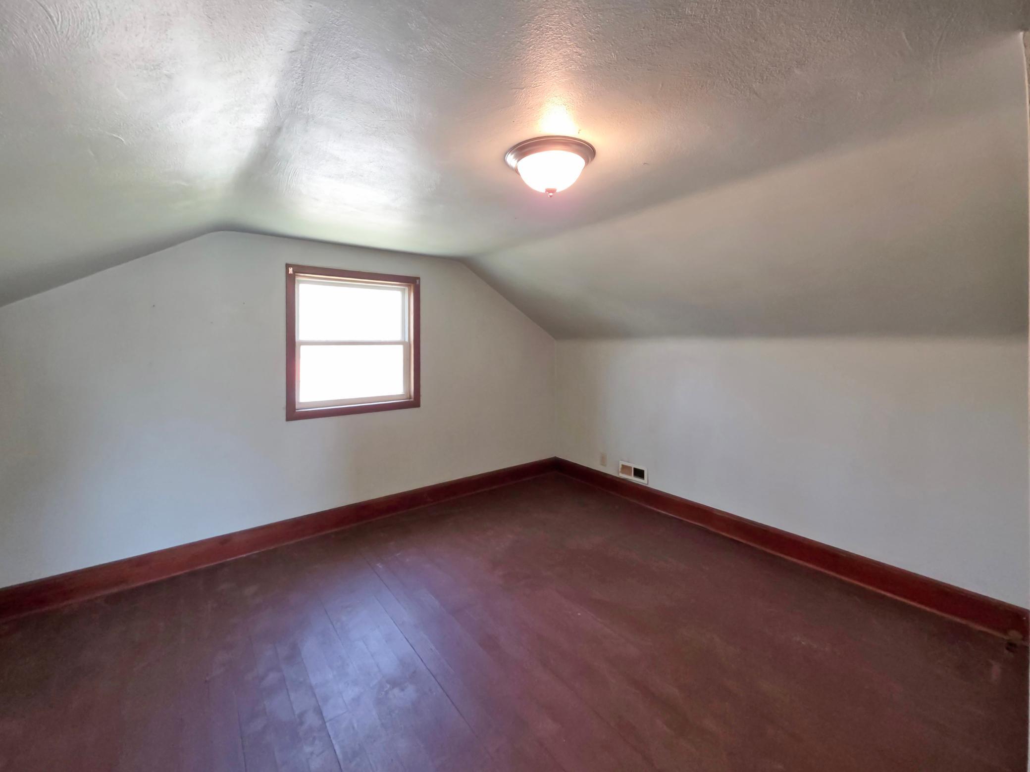 350 River Avenue Property Photo 14