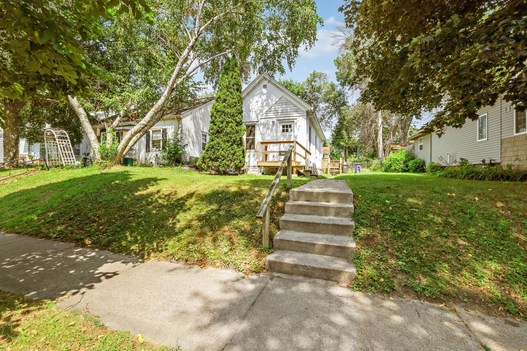 1619 Reaney Avenue Property Photo 2