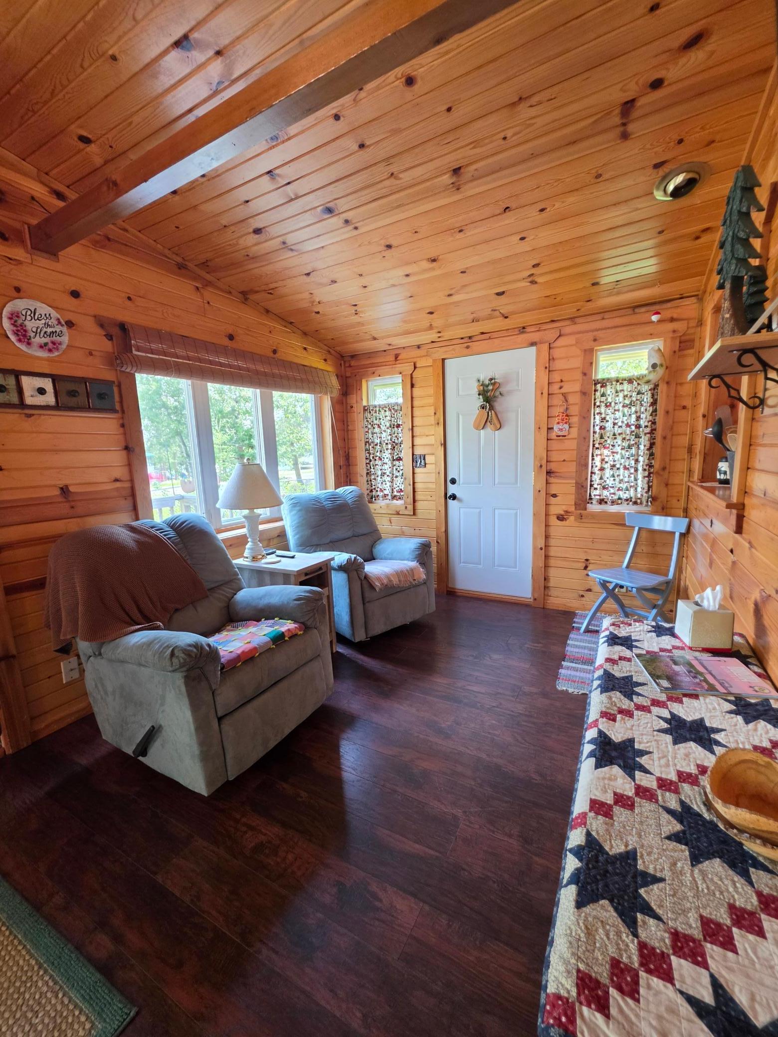 20267 State Highway 18 Property Photo 12