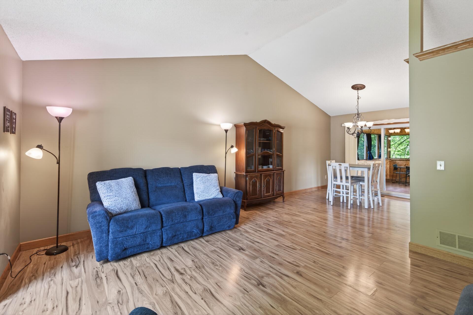 13628 Bryant Place S Property Photo 10