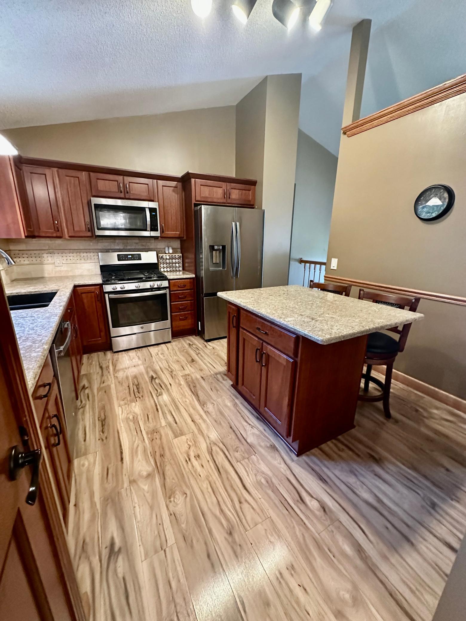 13628 Bryant Place S Property Photo 14