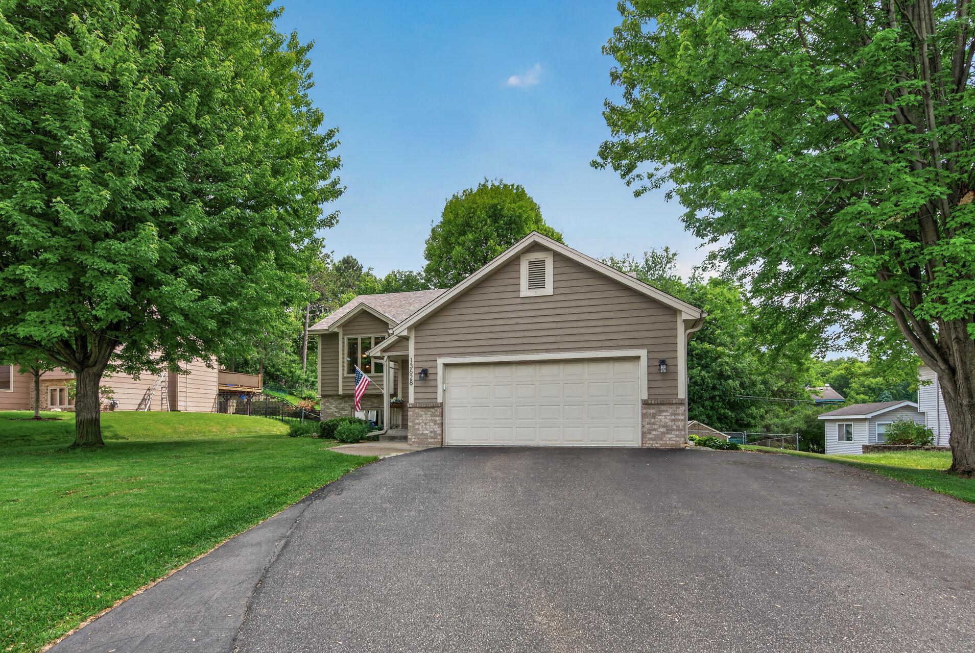 13628 Bryant Place S Property Photo 44