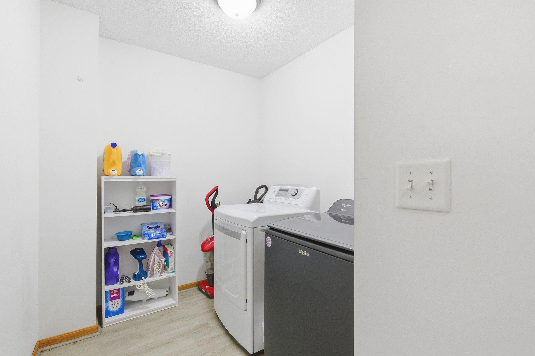 2058 Parkway Avenue Property Photo 25