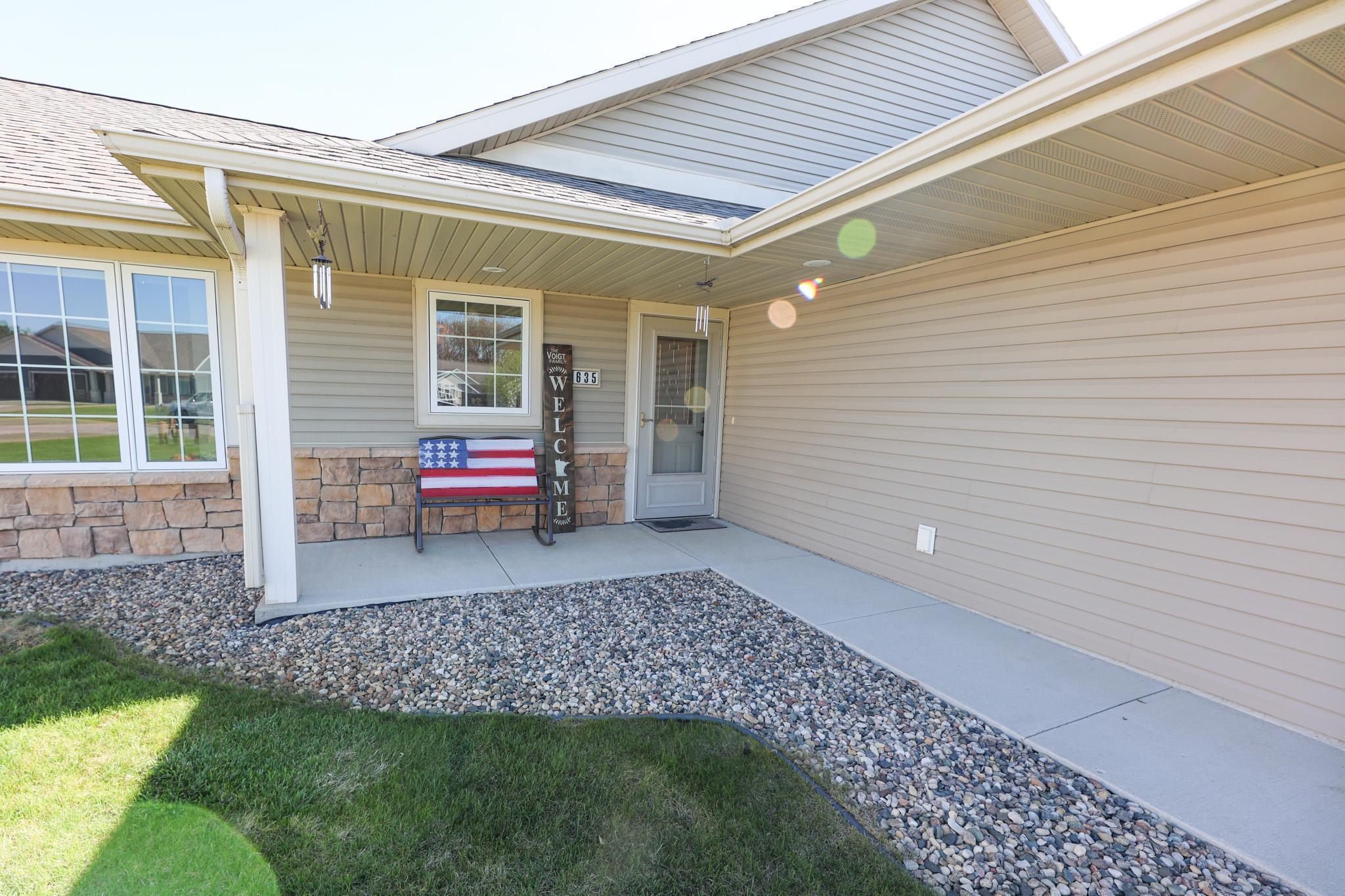 635 Dewberry Lane Property Photo 3