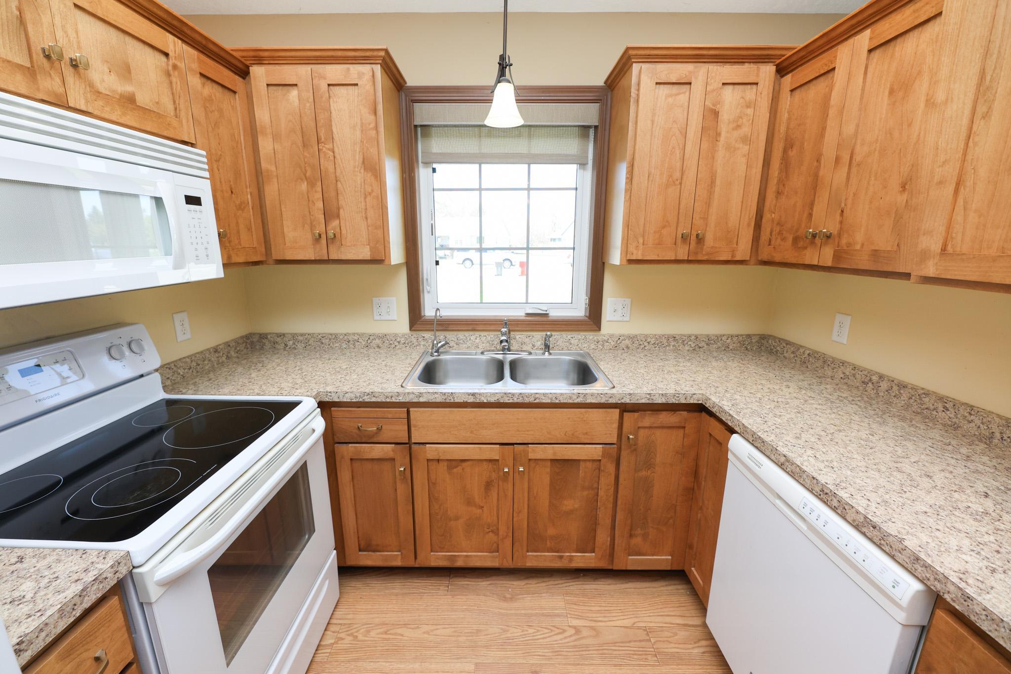 635 Dewberry Lane Property Photo 7