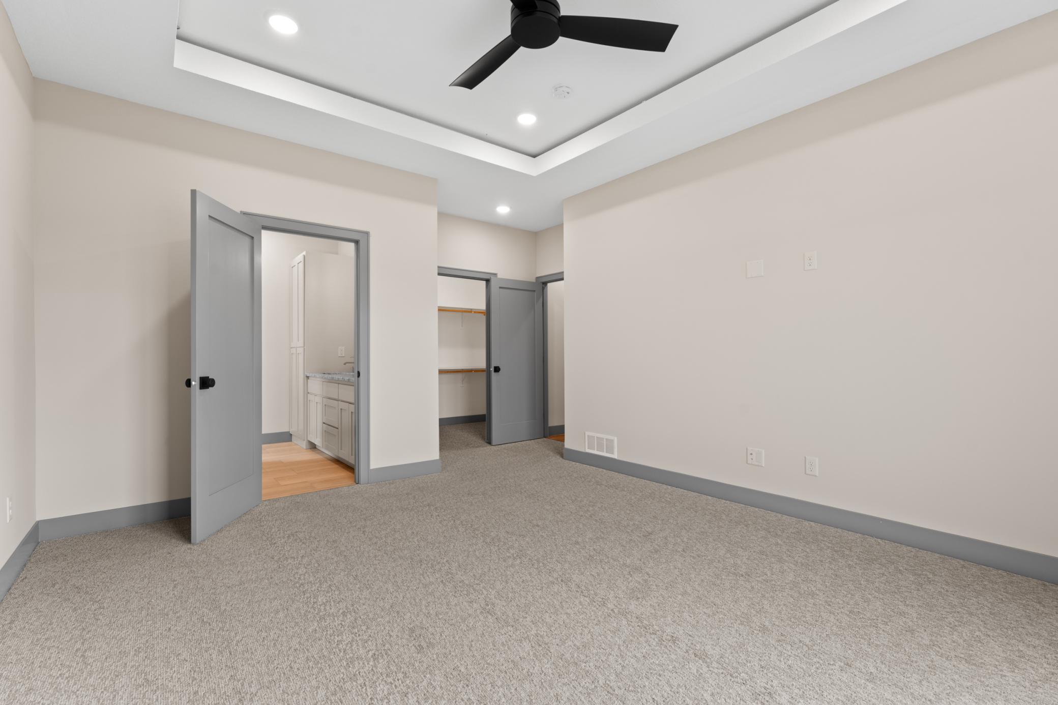 4904 Noble Drive Nw Property Photo 15