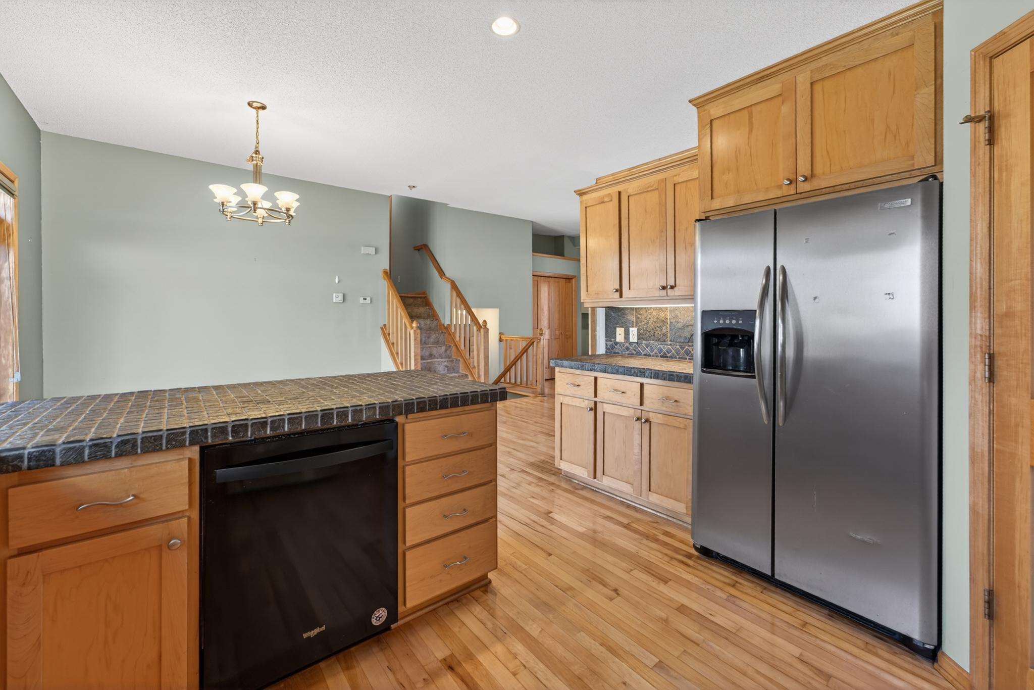 101 Carriage Hill Drive E Property Photo 12