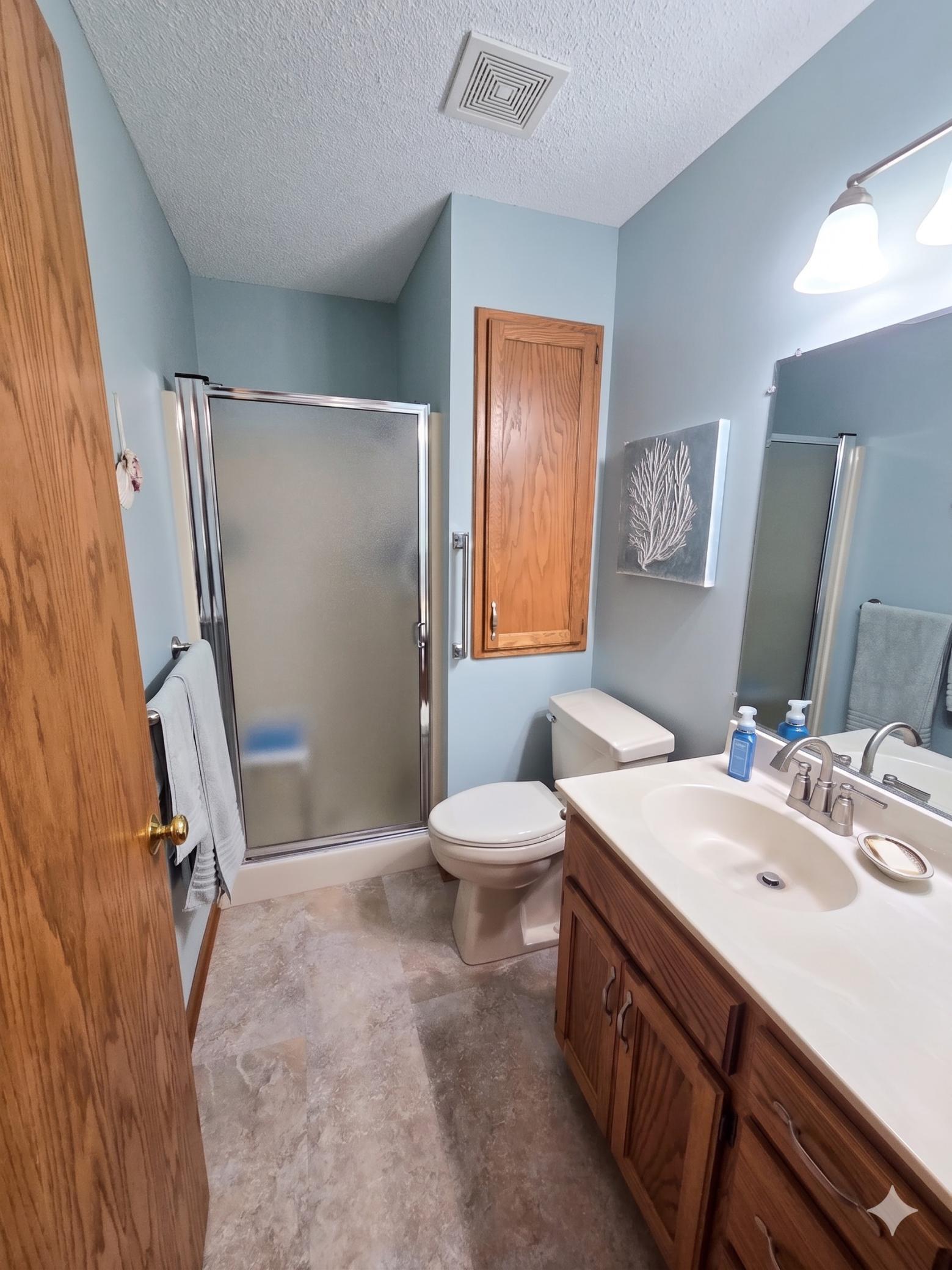 2126 Vierling Drive E Property Photo 15