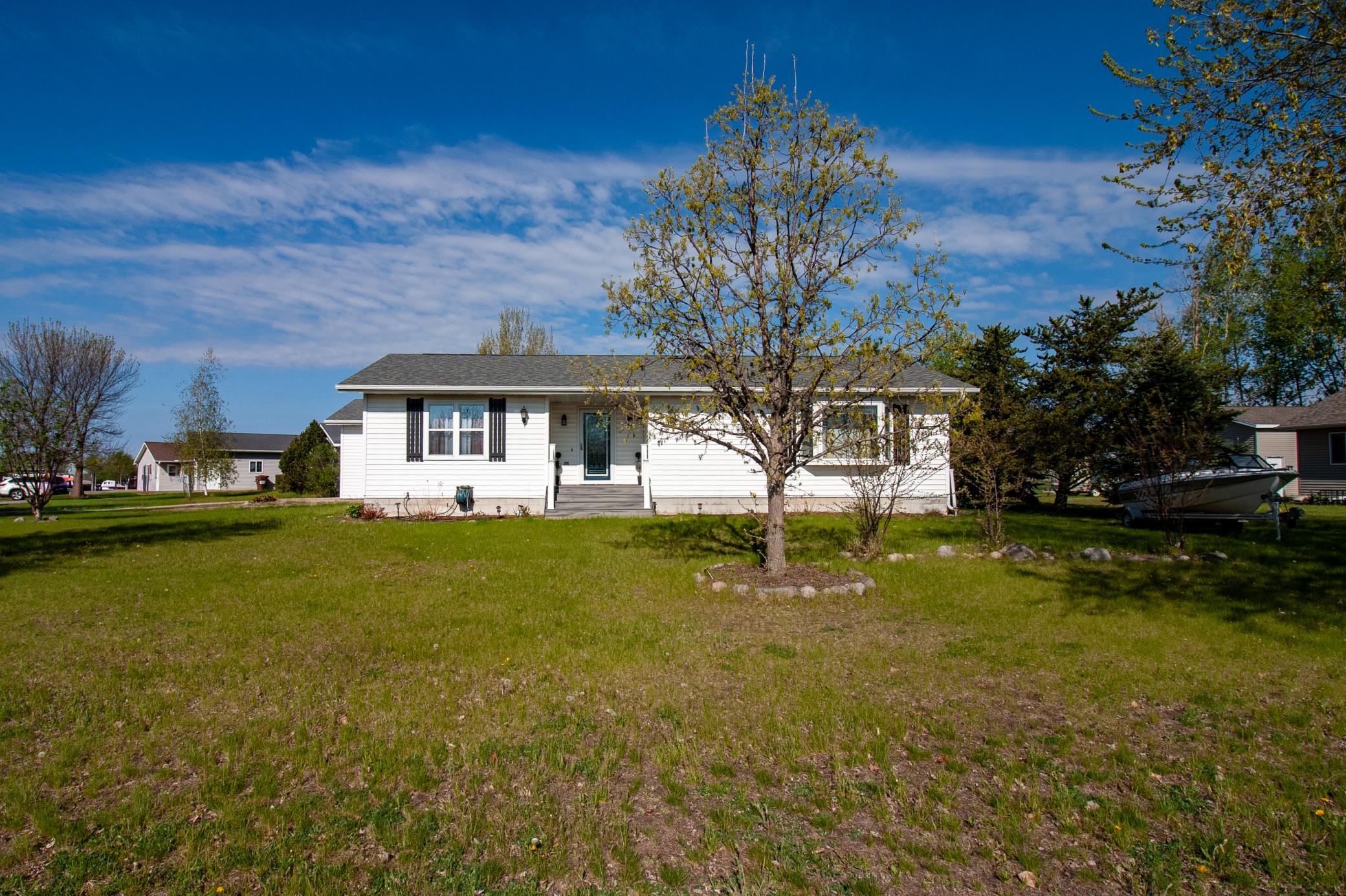 720 6th Drive Nw Property Photo 3