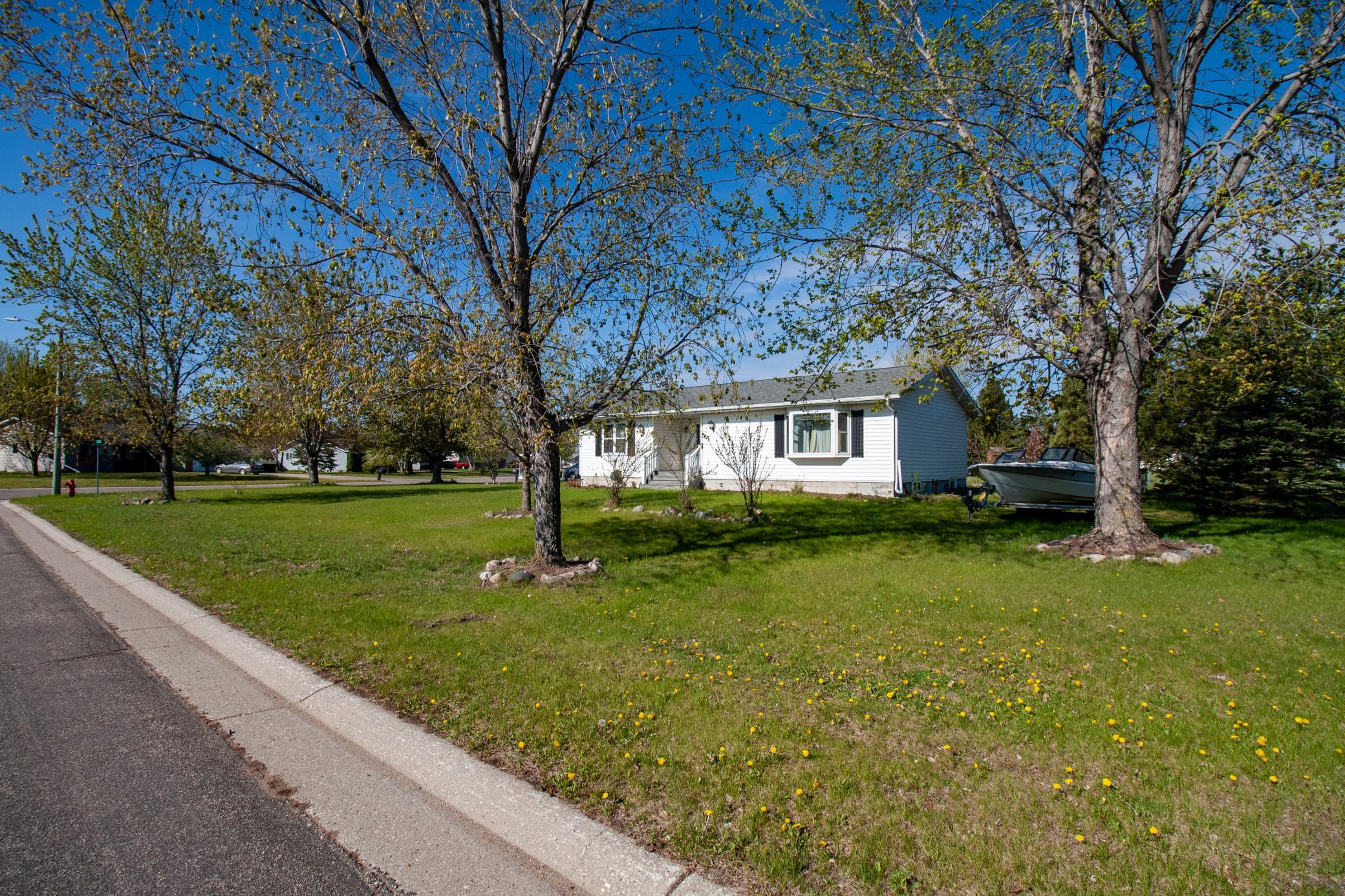 720 6th Drive Nw Property Photo 5
