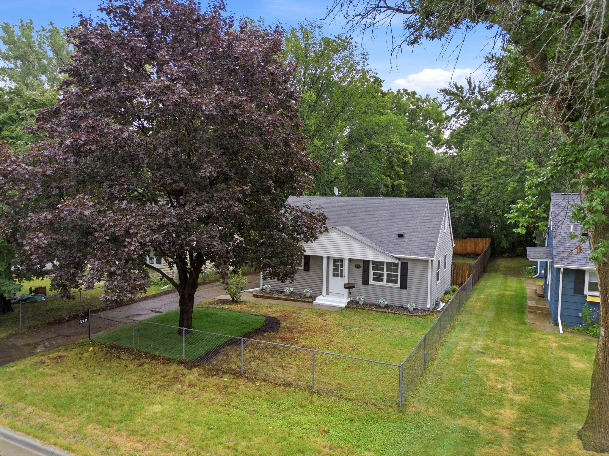 319 Van Buren Avenue S Property Photo 19