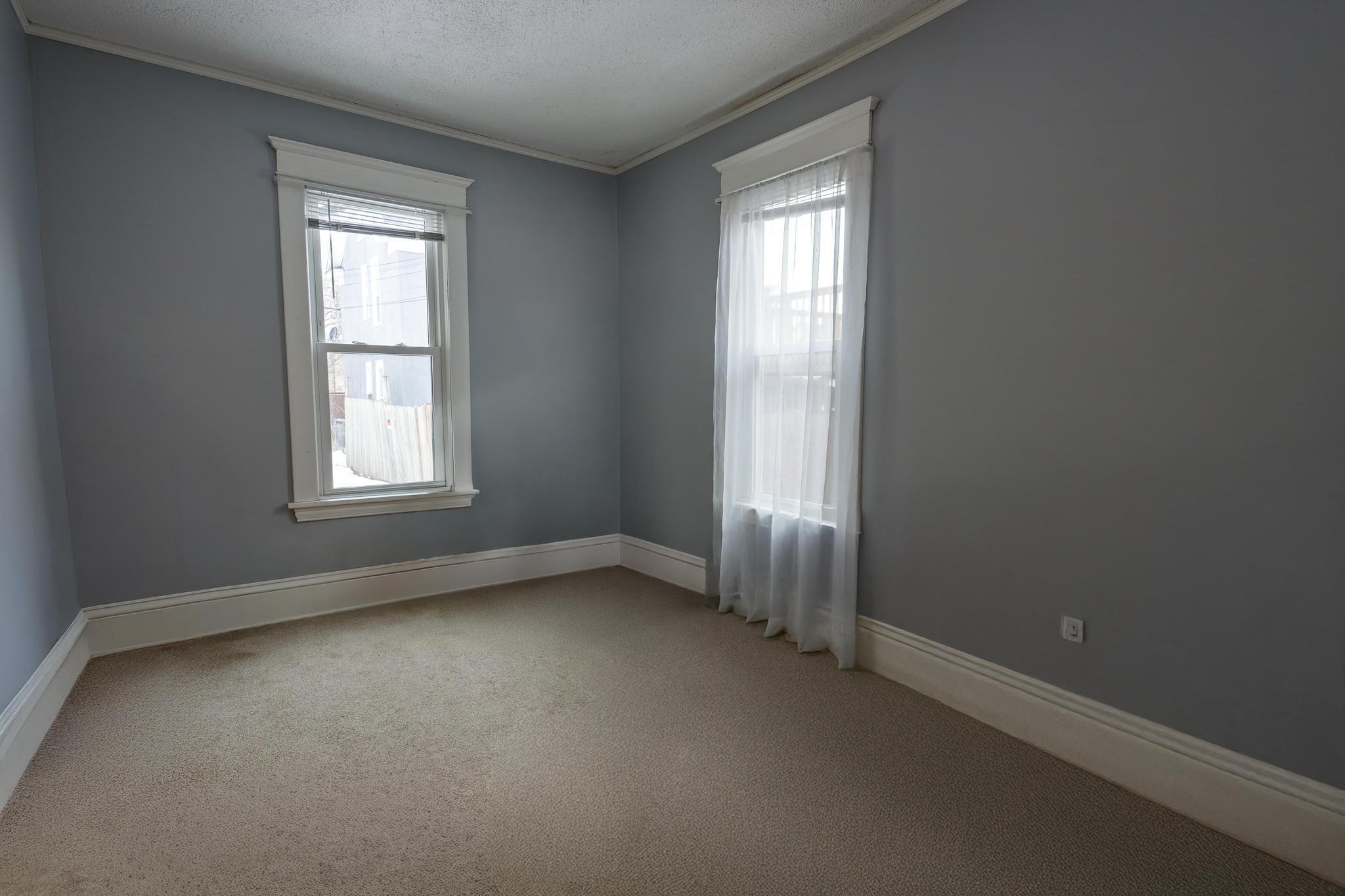 3504 Cedar Avenue S Property Photo 9