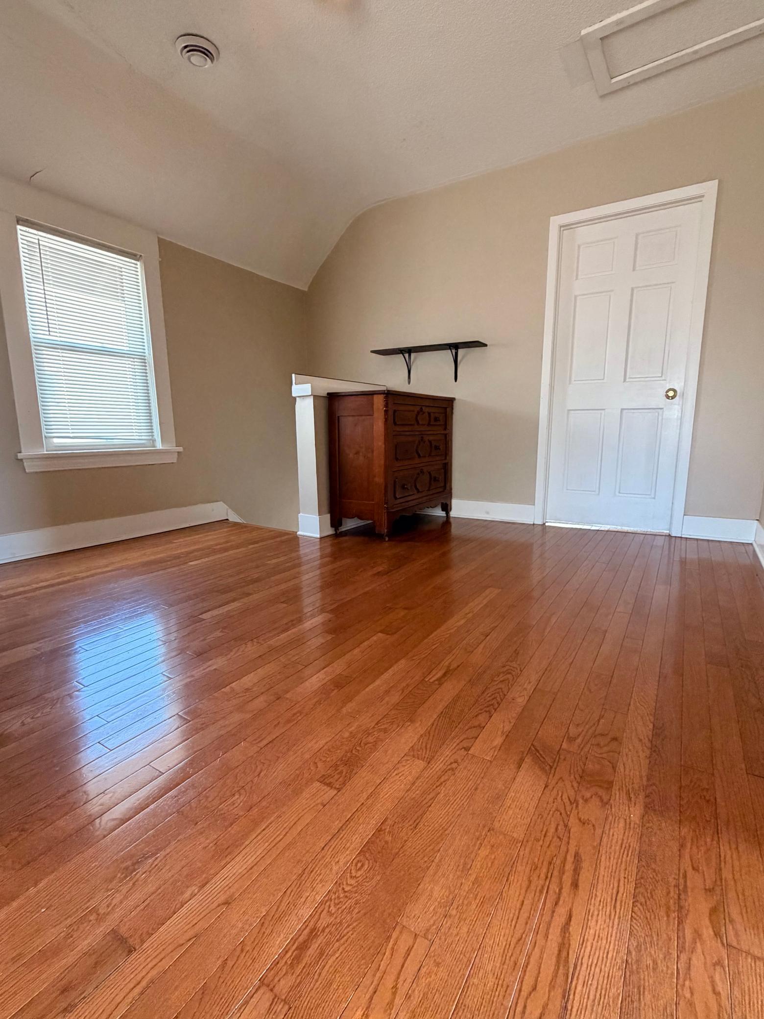 3504 Cedar Avenue S Property Photo 15
