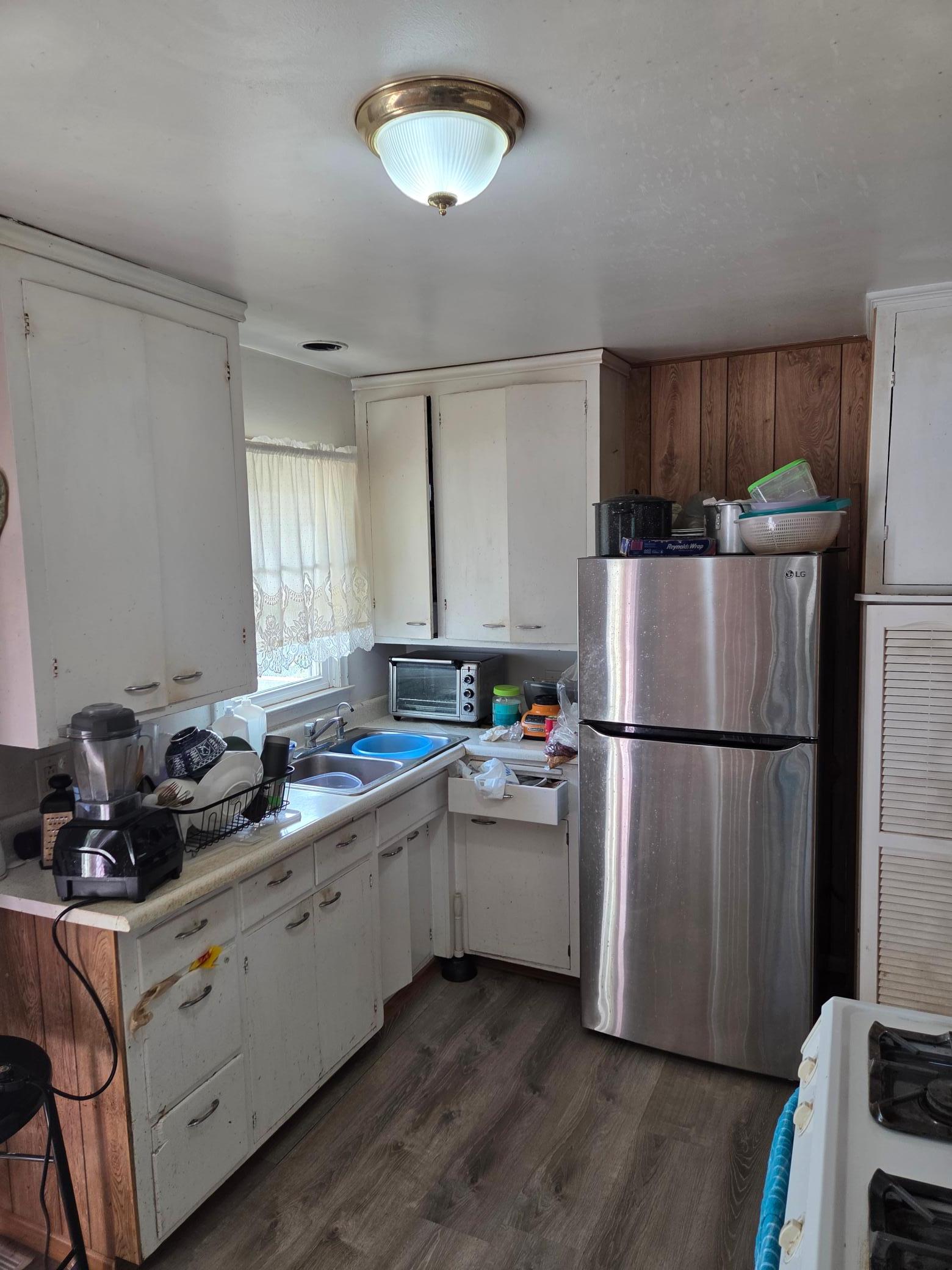 6800 Perry Avenue N Property Photo 14