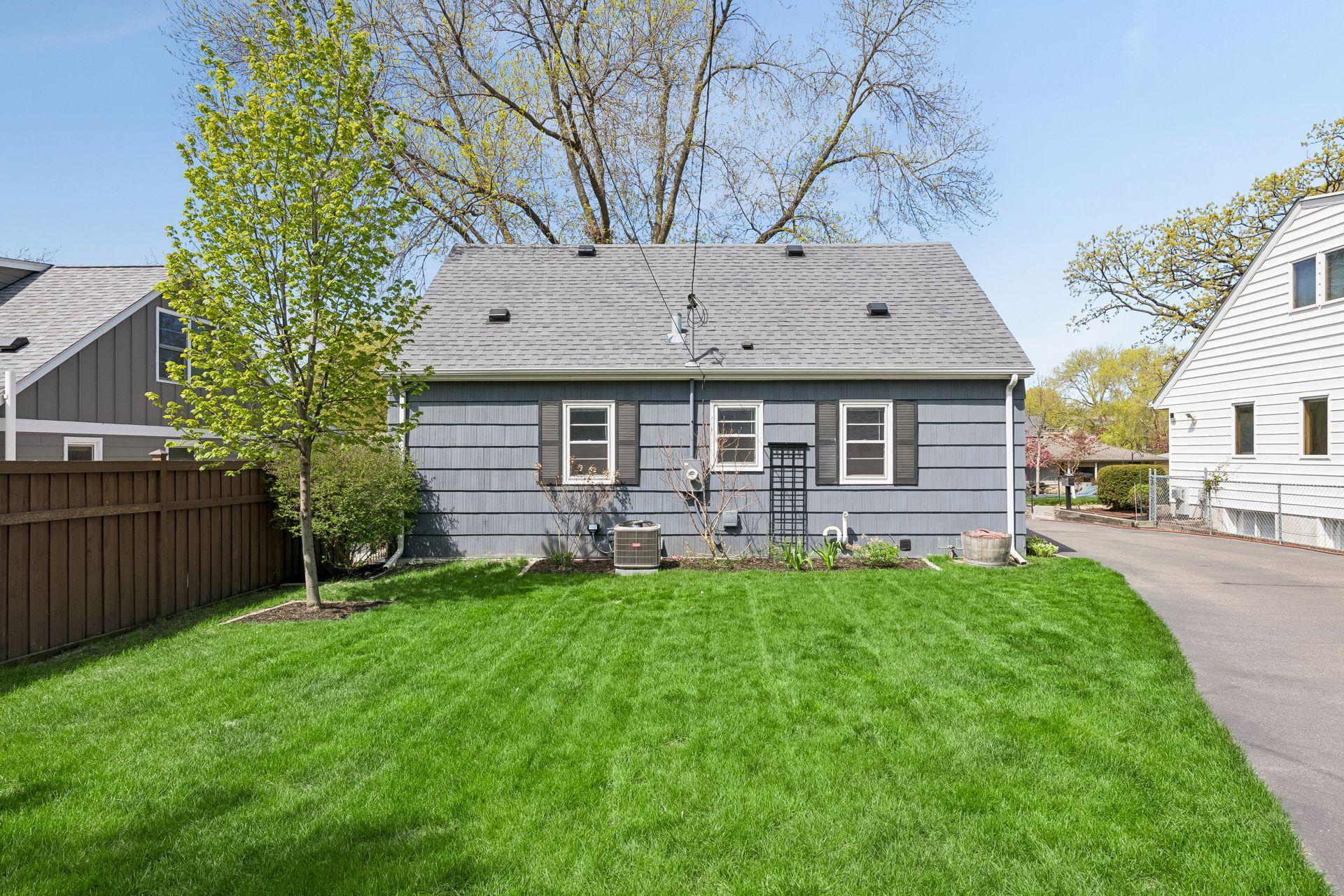 5523 Girard Avenue S Property Photo 31