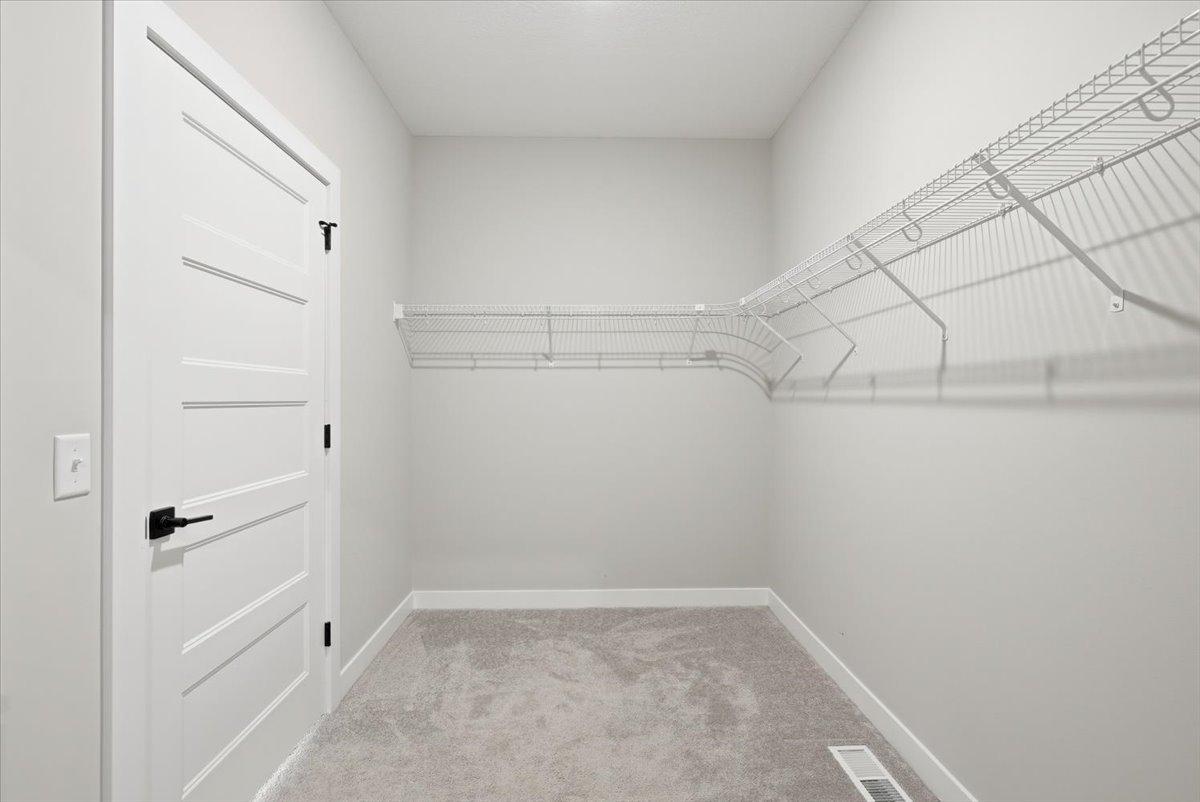 634 Elizabeth Way Property Photo 13