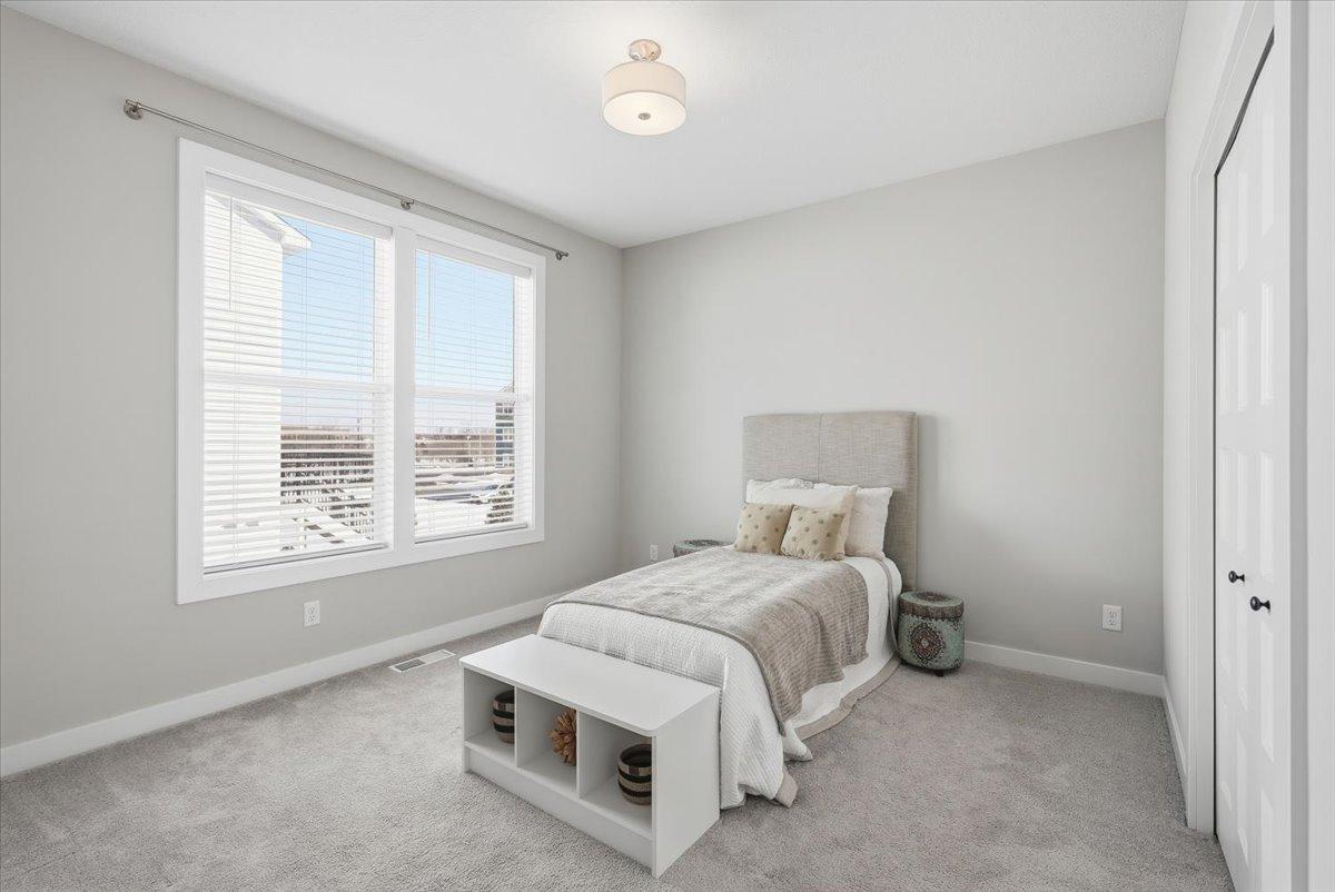 634 Elizabeth Way Property Photo 17