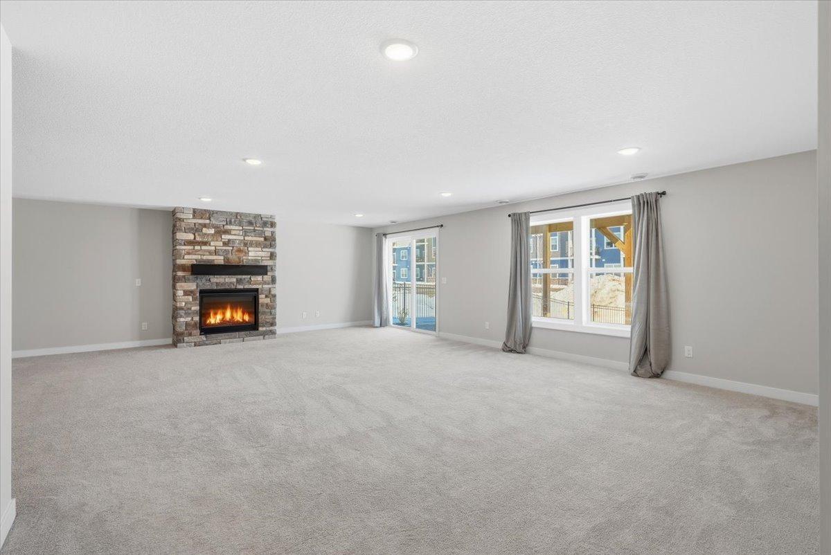 634 Elizabeth Way Property Photo 25