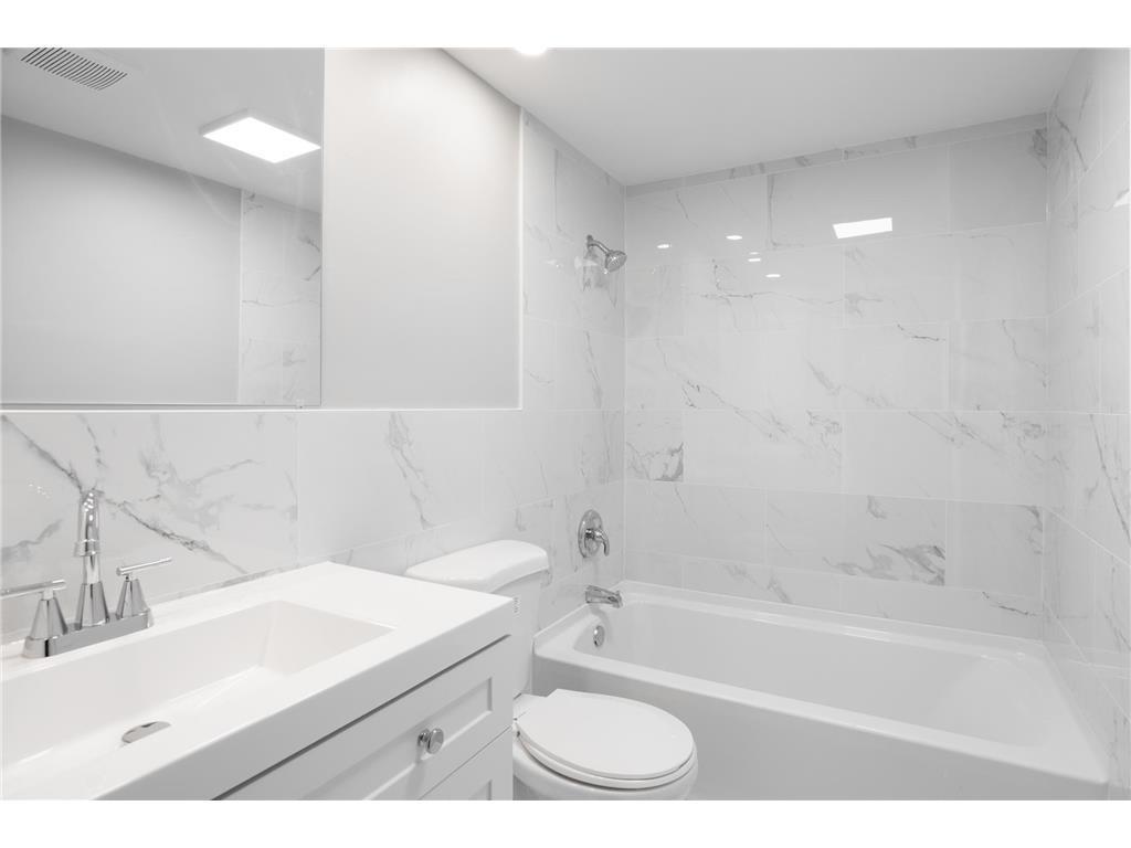 19115 Homestead Circle Property Photo 13