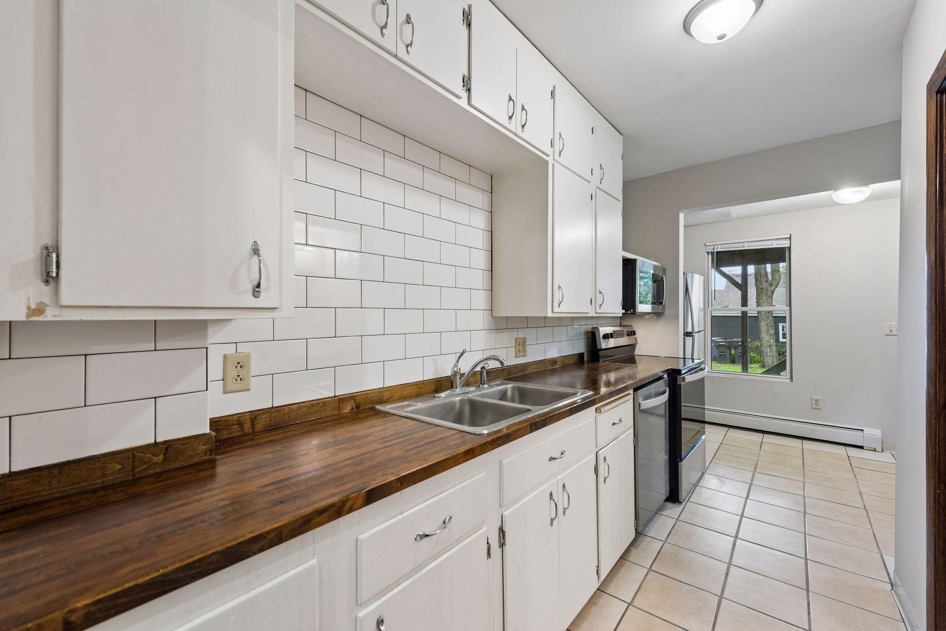 1282 Hewitt Ave Property Photo 12