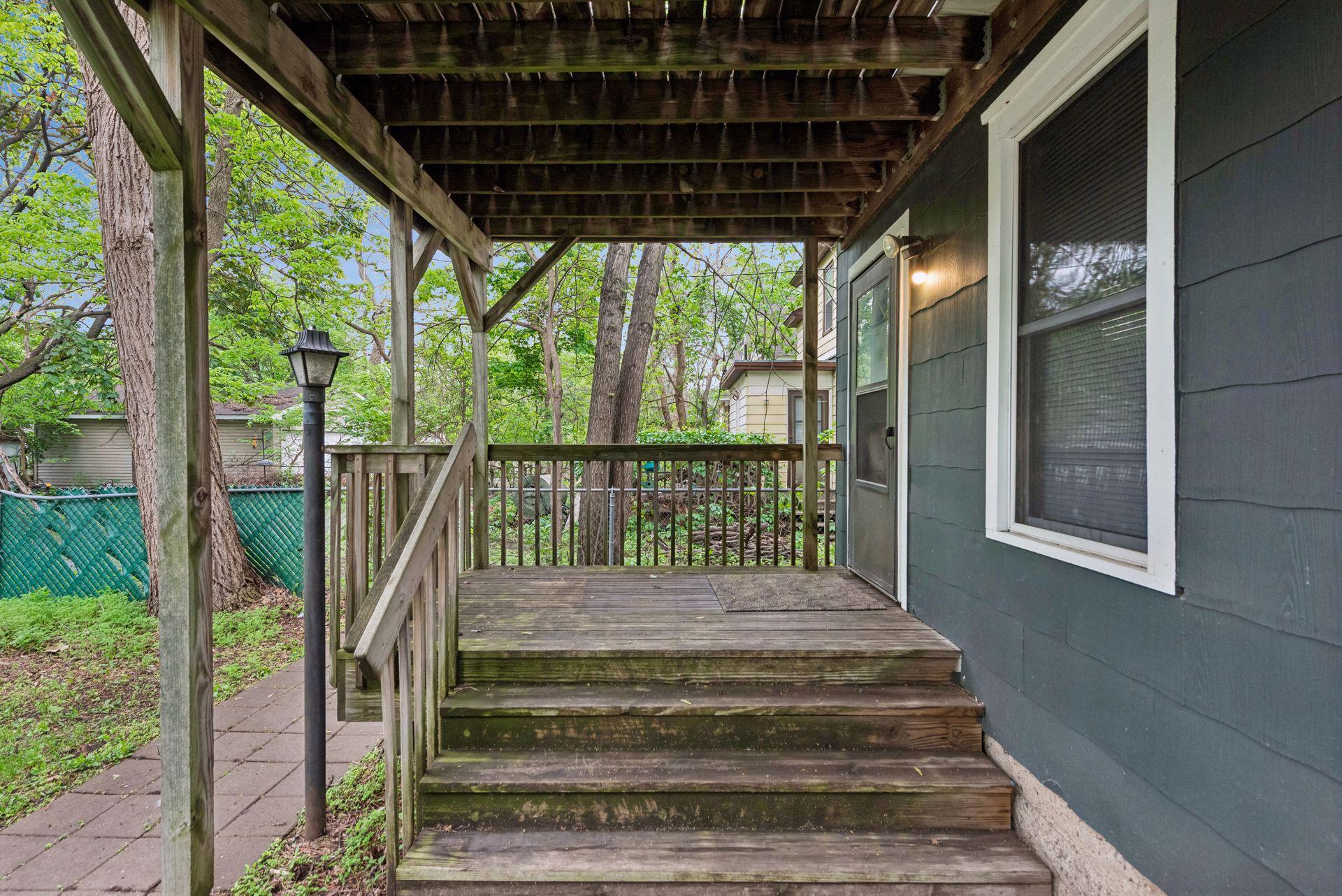 1282 Hewitt Ave Property Photo 39