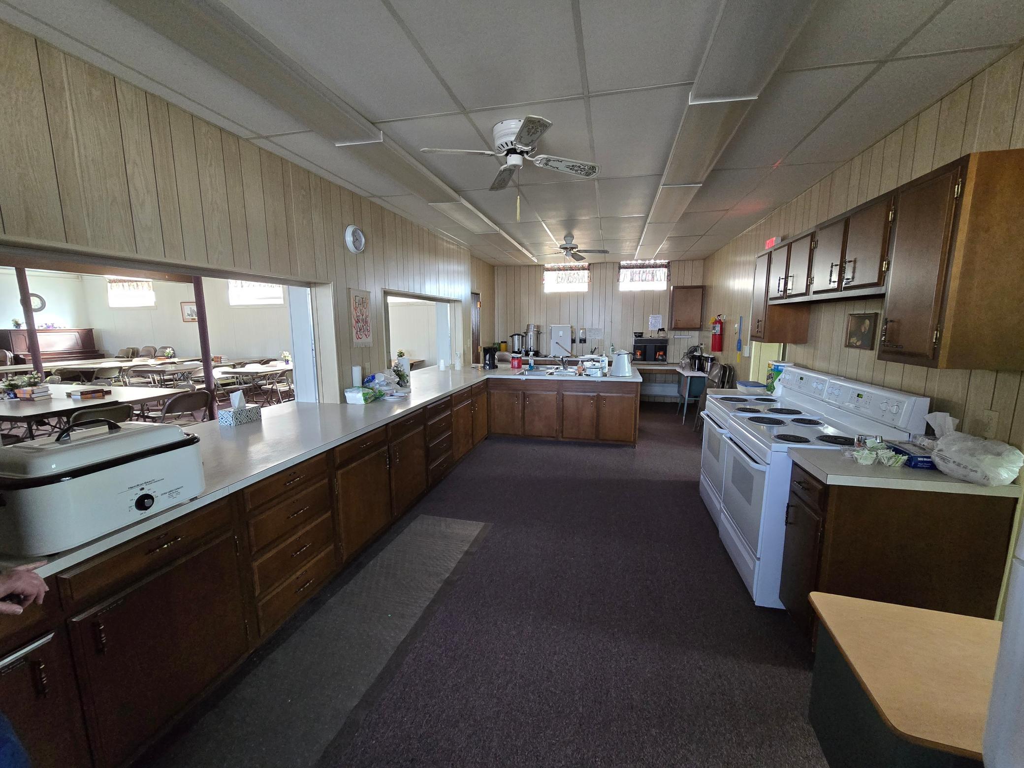409 Wall Street E Property Photo 15
