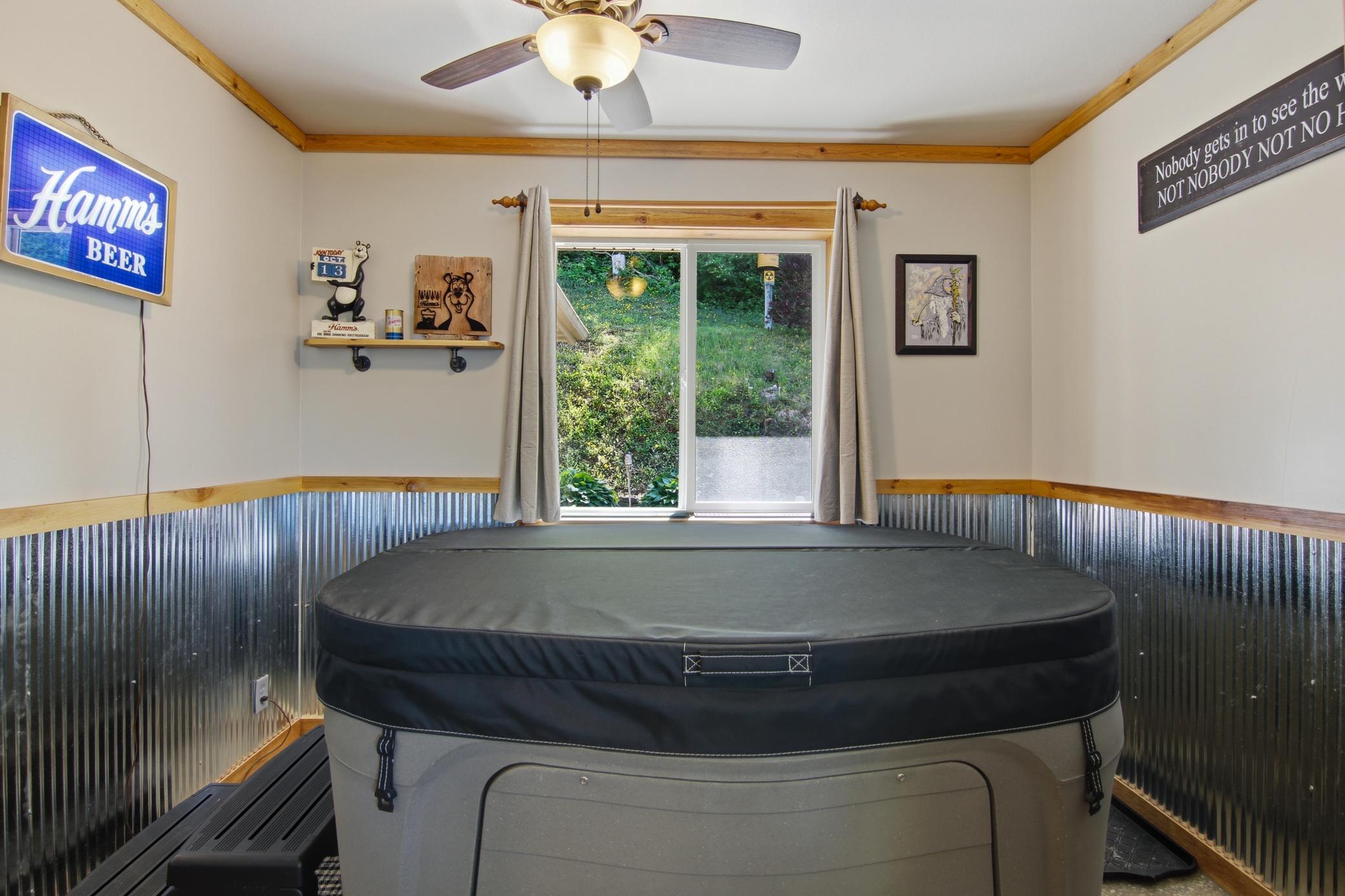544 Bennett Avenue Property Photo 32