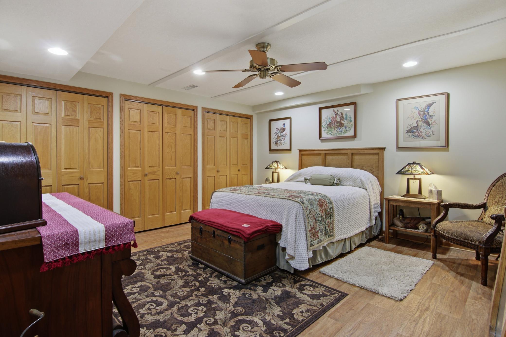544 Bennett Avenue Property Photo 40