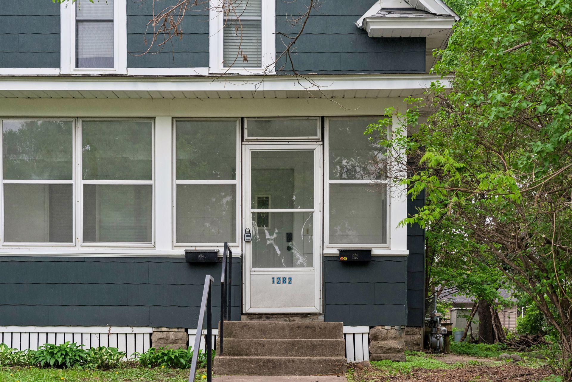 1282 Hewitt Avenue Property Photo 4