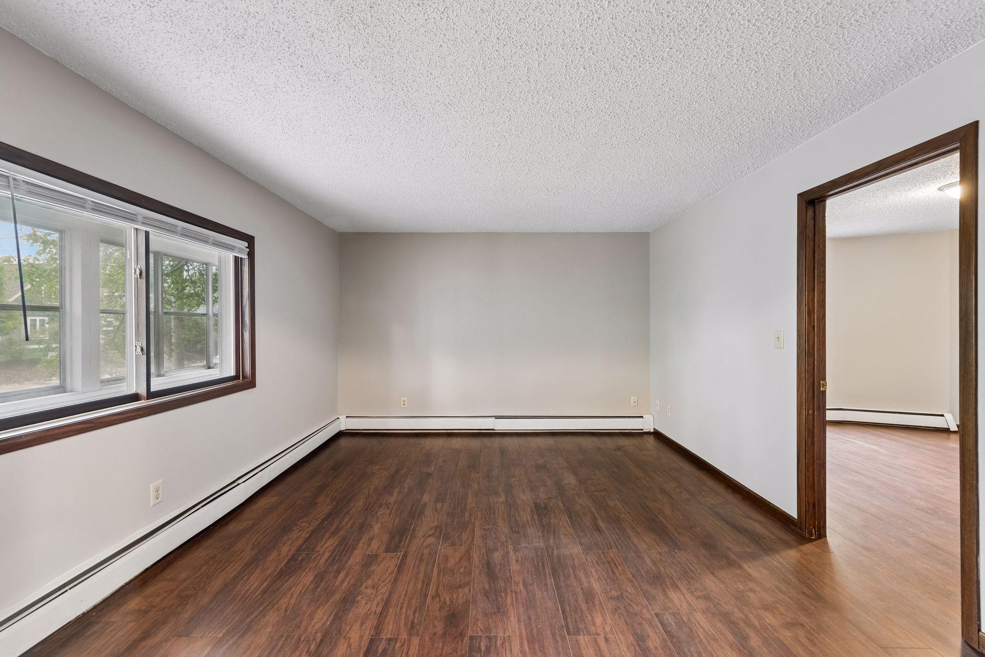 1282 Hewitt Avenue Property Photo 9