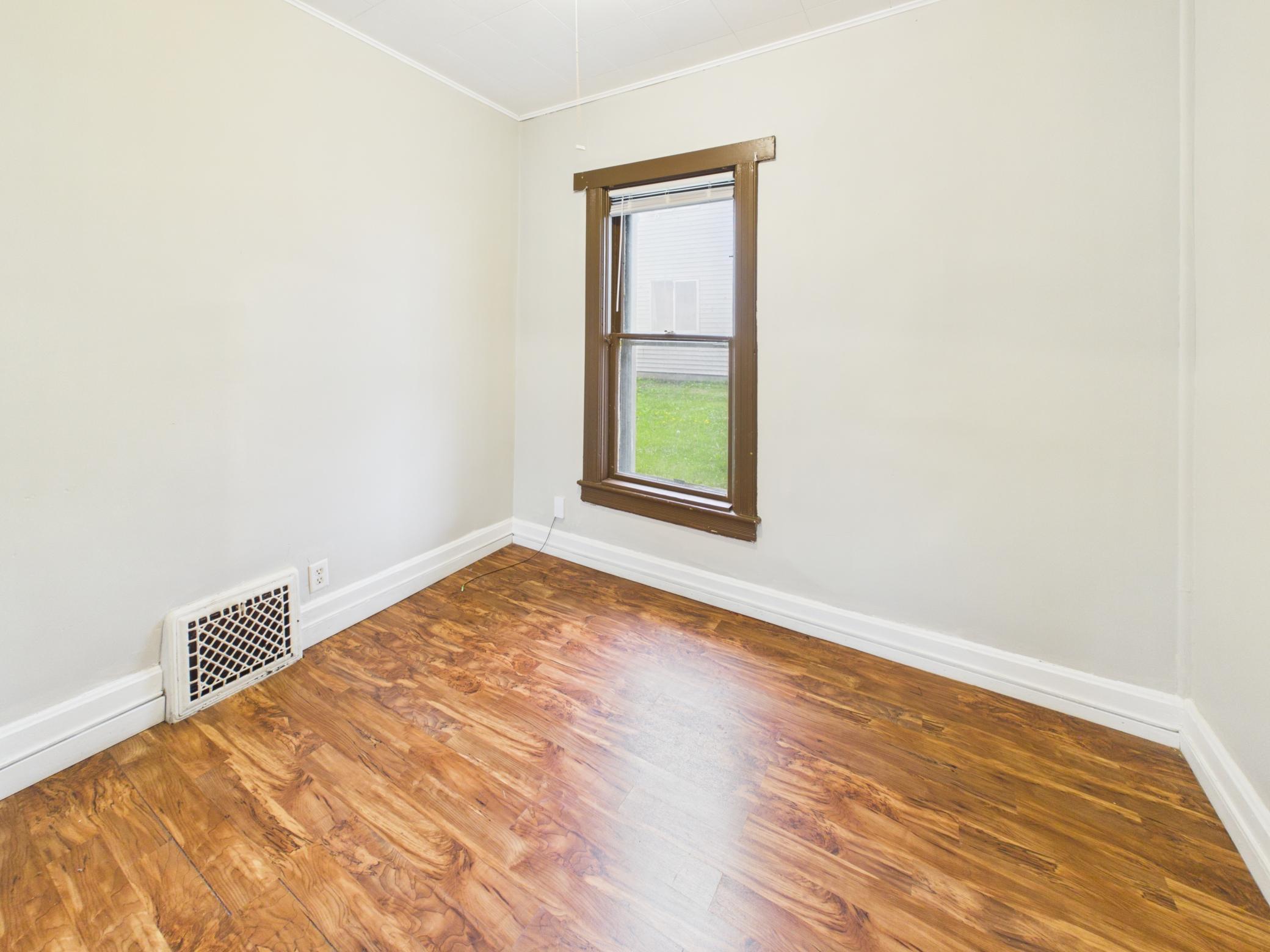 903 8th Avenue S Property Photo 15