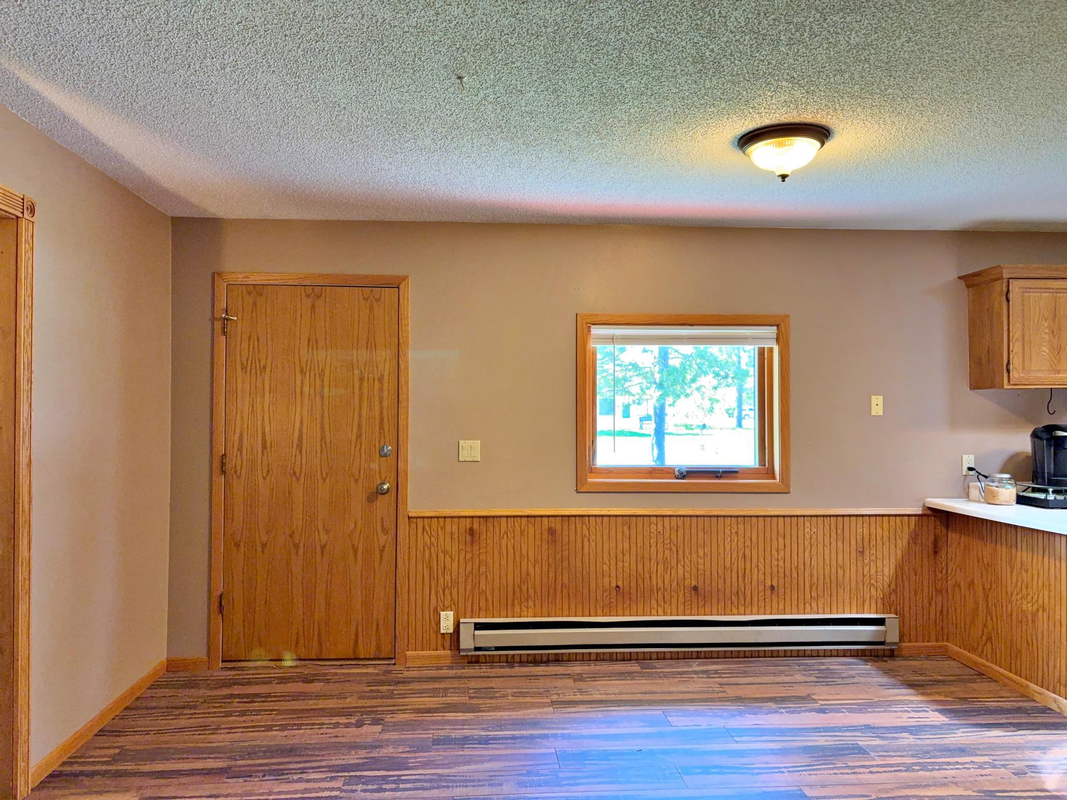 702 Washington Avenue S Property Photo 10