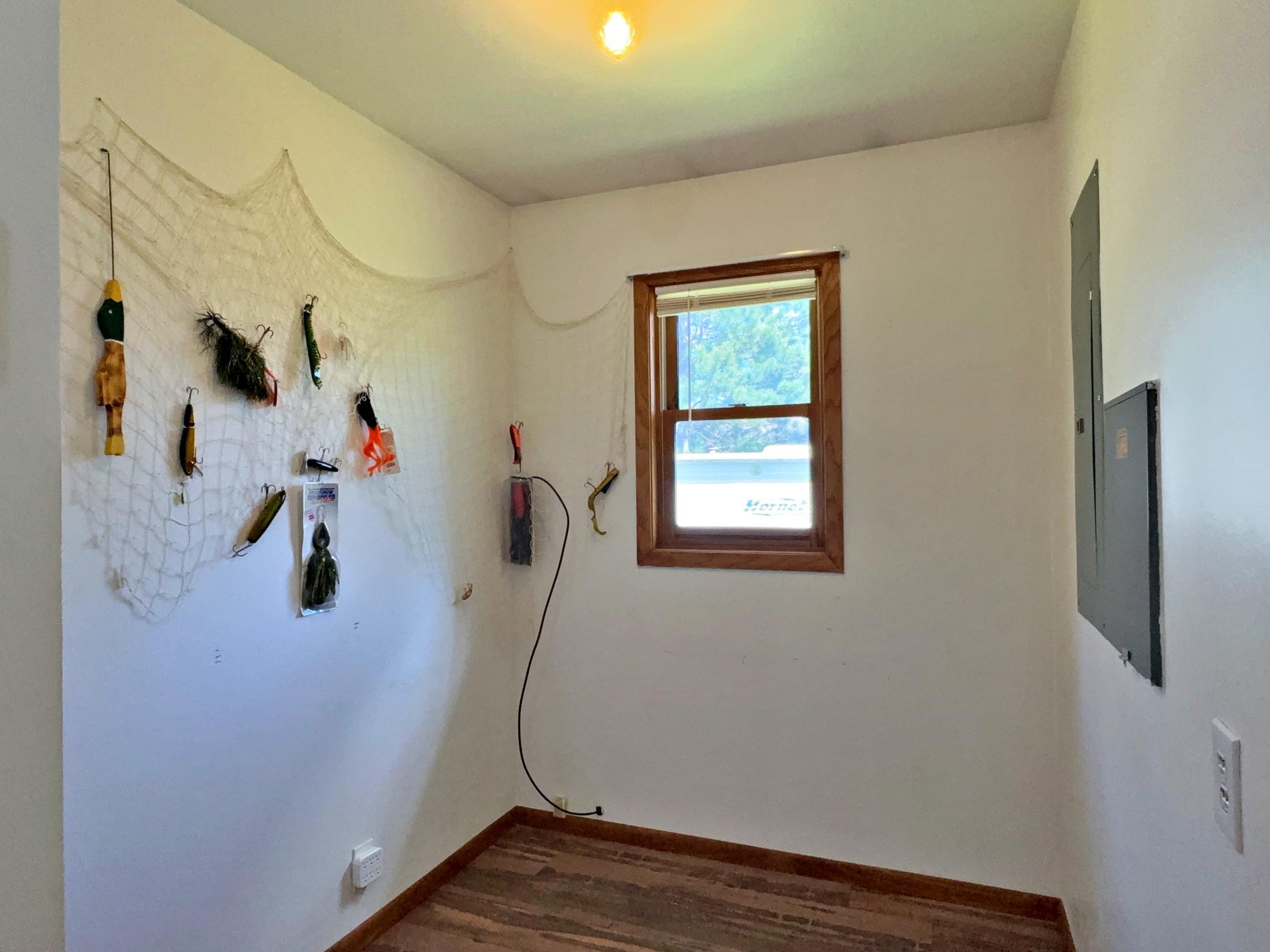 702 Washington Avenue S Property Photo 16
