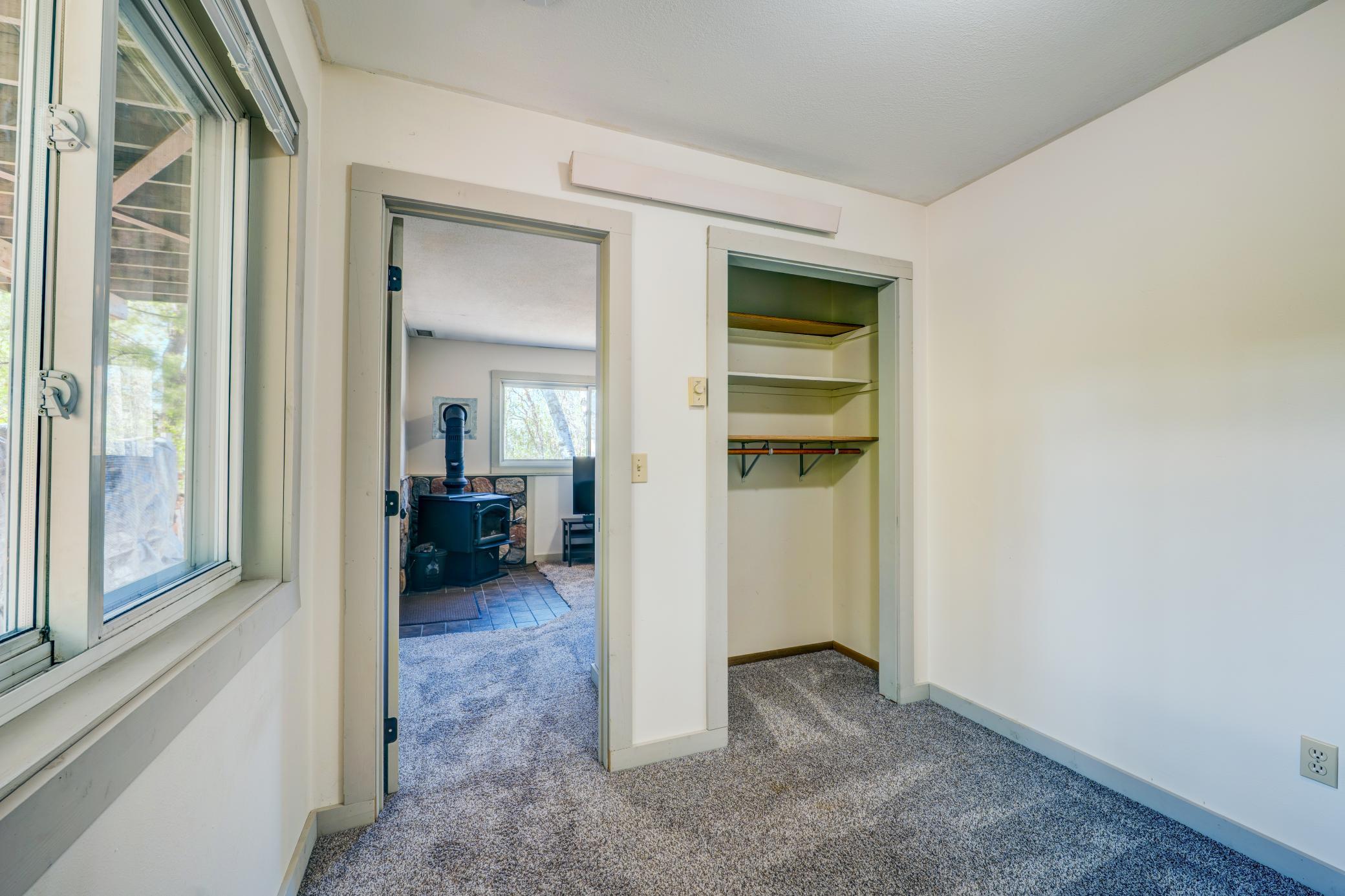 101 Summit Avenue W Property Photo 22