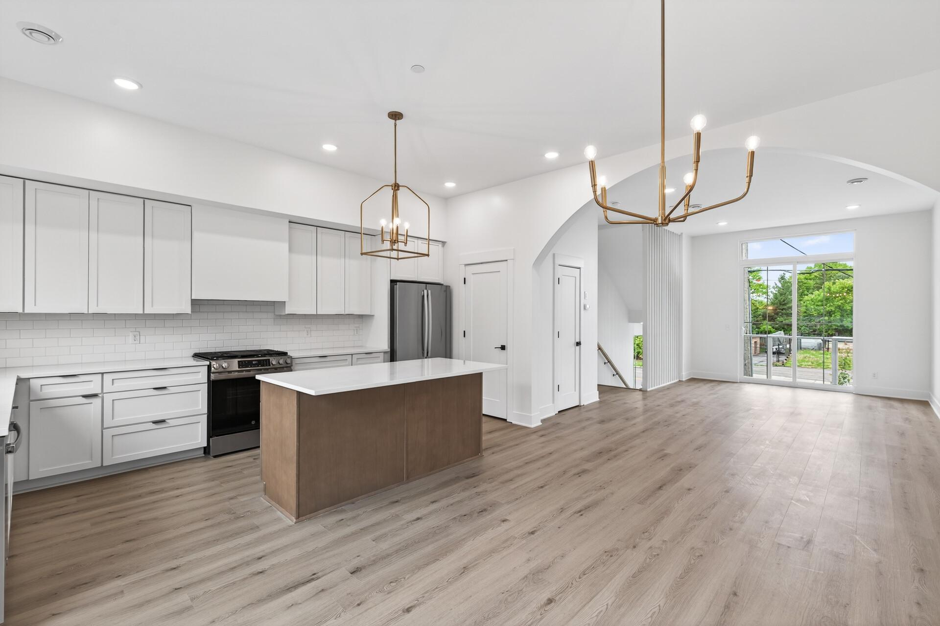 2503 Jansen Avenue Property Photo 1