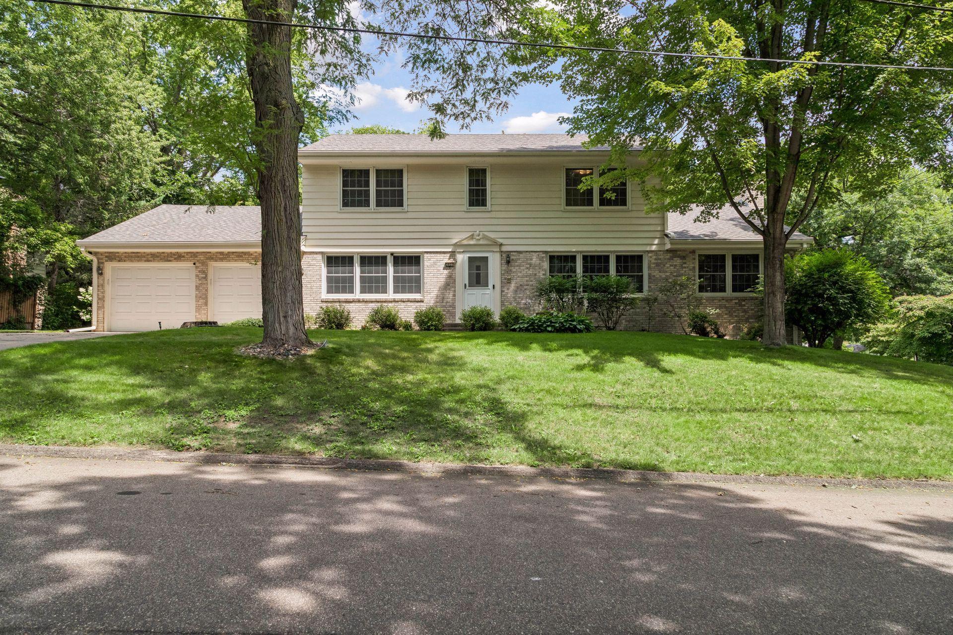 3931 Huntingdon Drive Property Photo 2