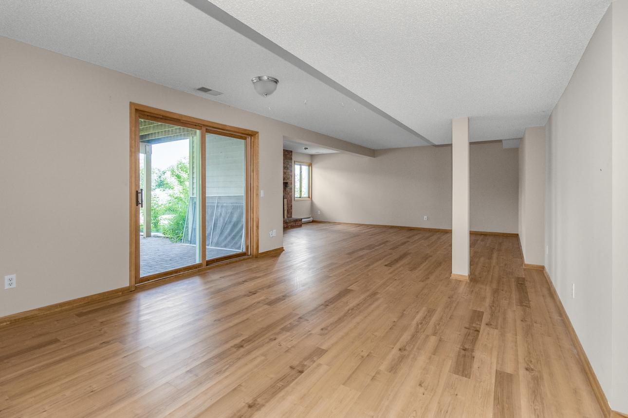 3440 Zircon Lane N Property Photo 33
