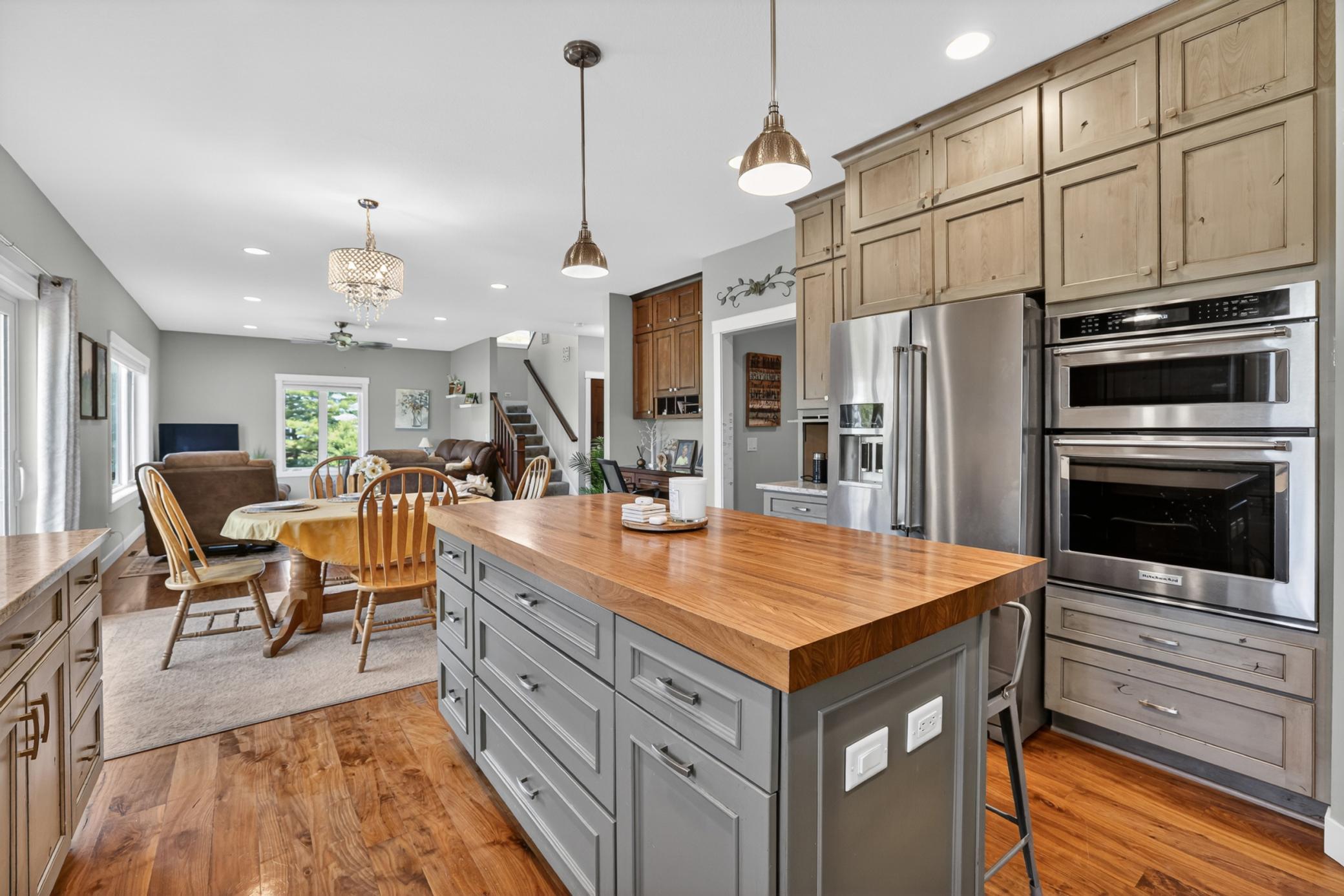 217 Skyline Drive Property Photo 5